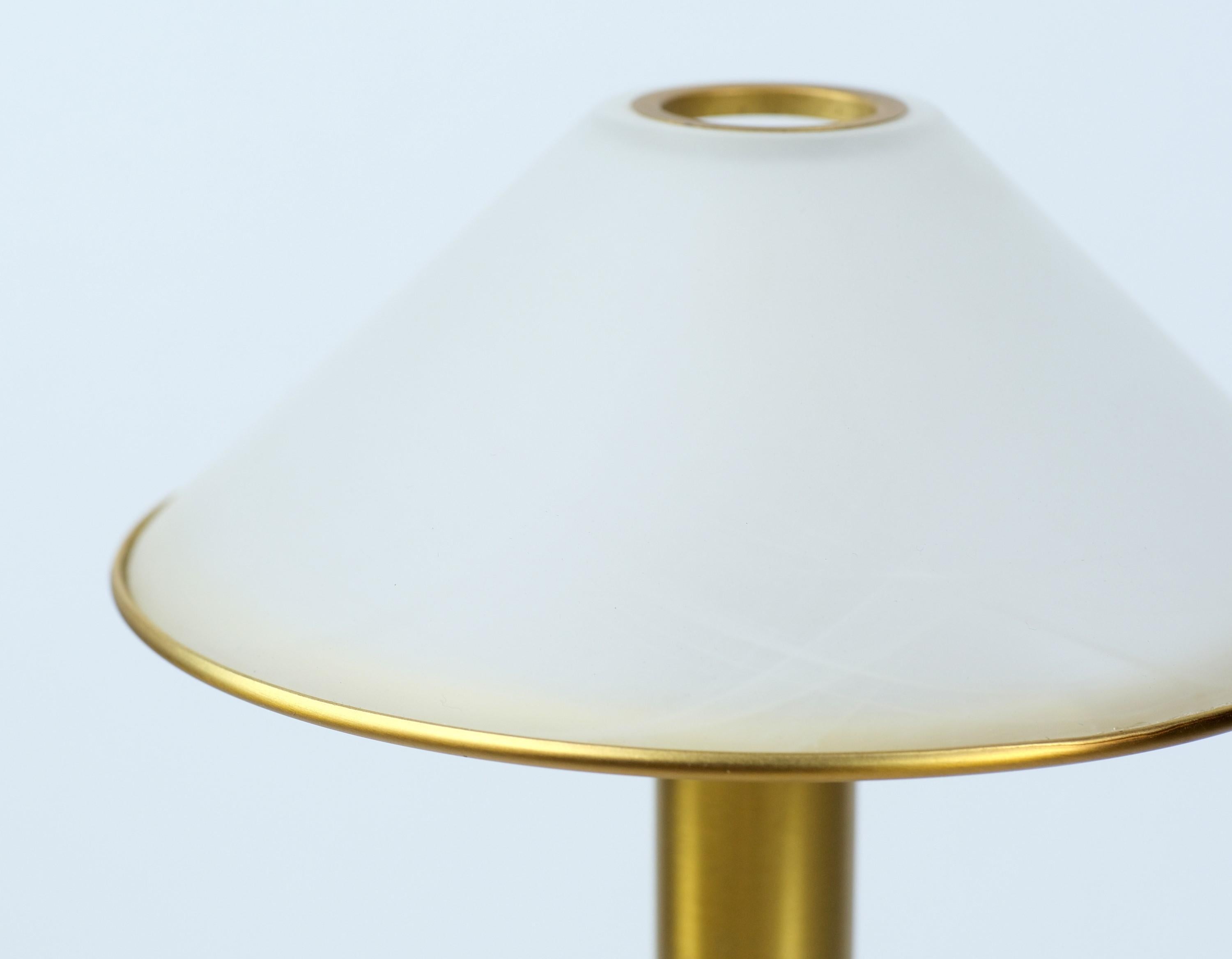 Brass Mid-Century Modern Table Lamp w/ White Frosted Glass Shade  In Good Condition In New York, NY