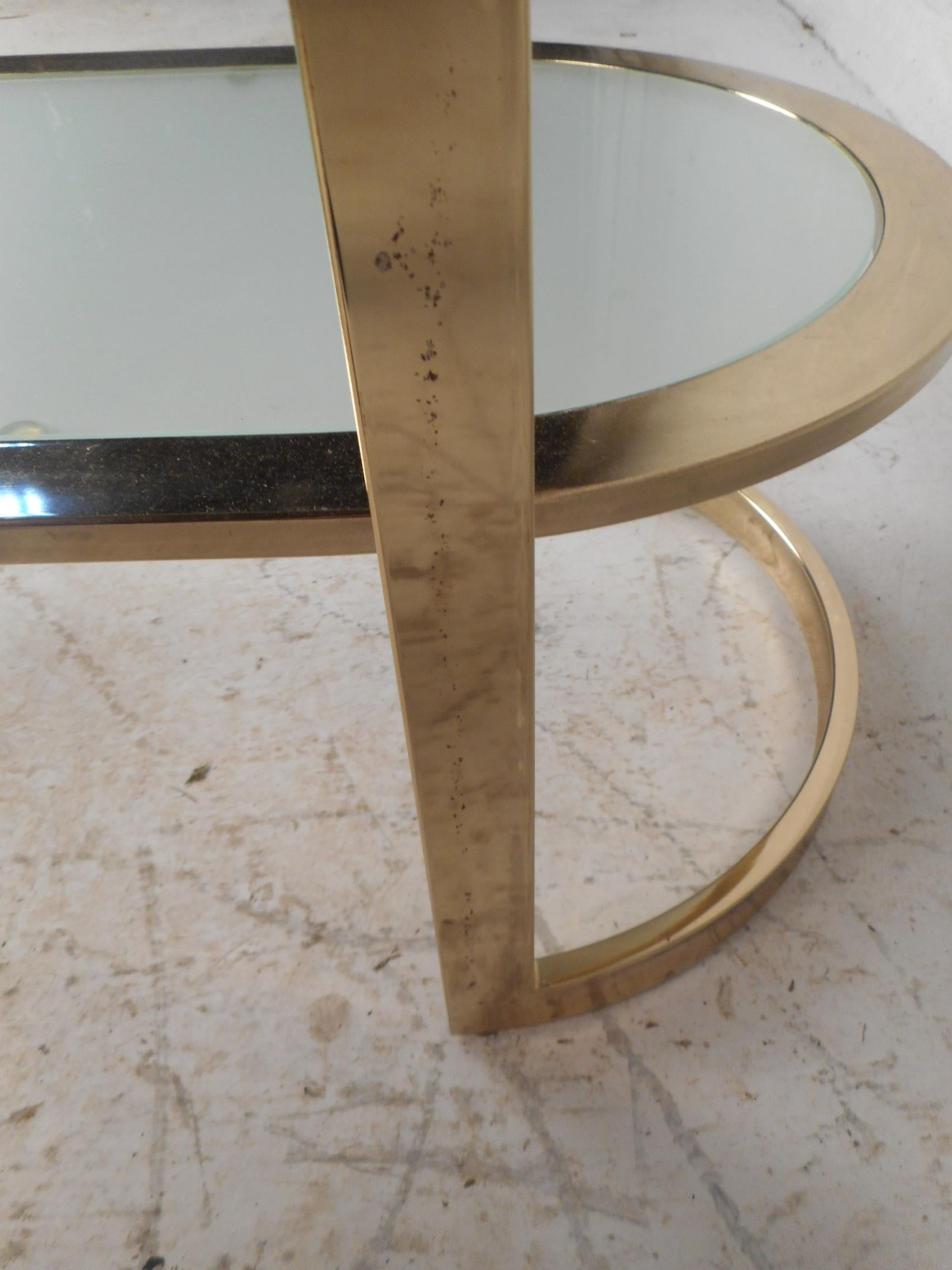 Brass Mid-Century Modern Two-Tier Console Table 7