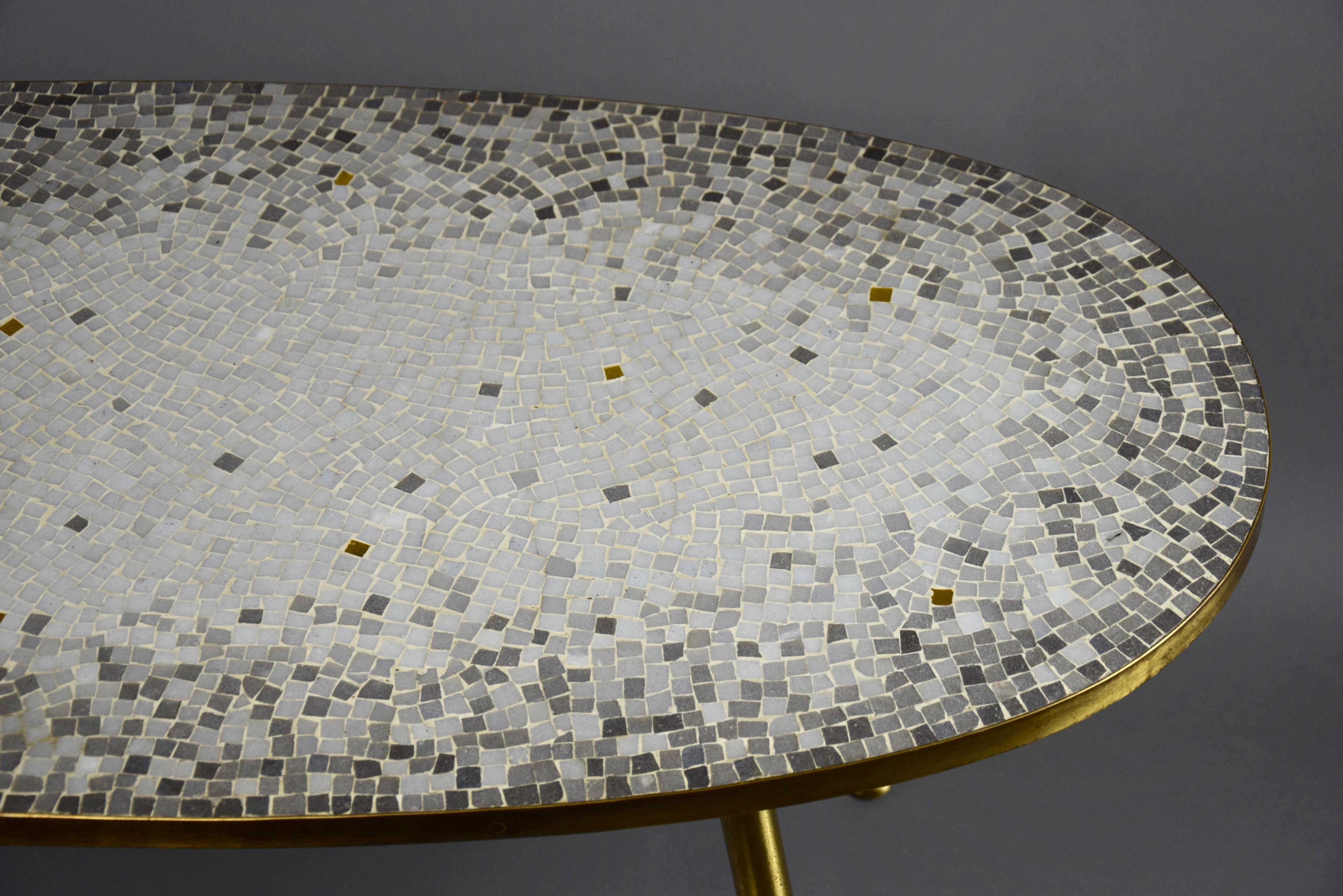 Oval Grey Glass Mosaic Coffee Table with  with Gold Highlights For Sale 11
