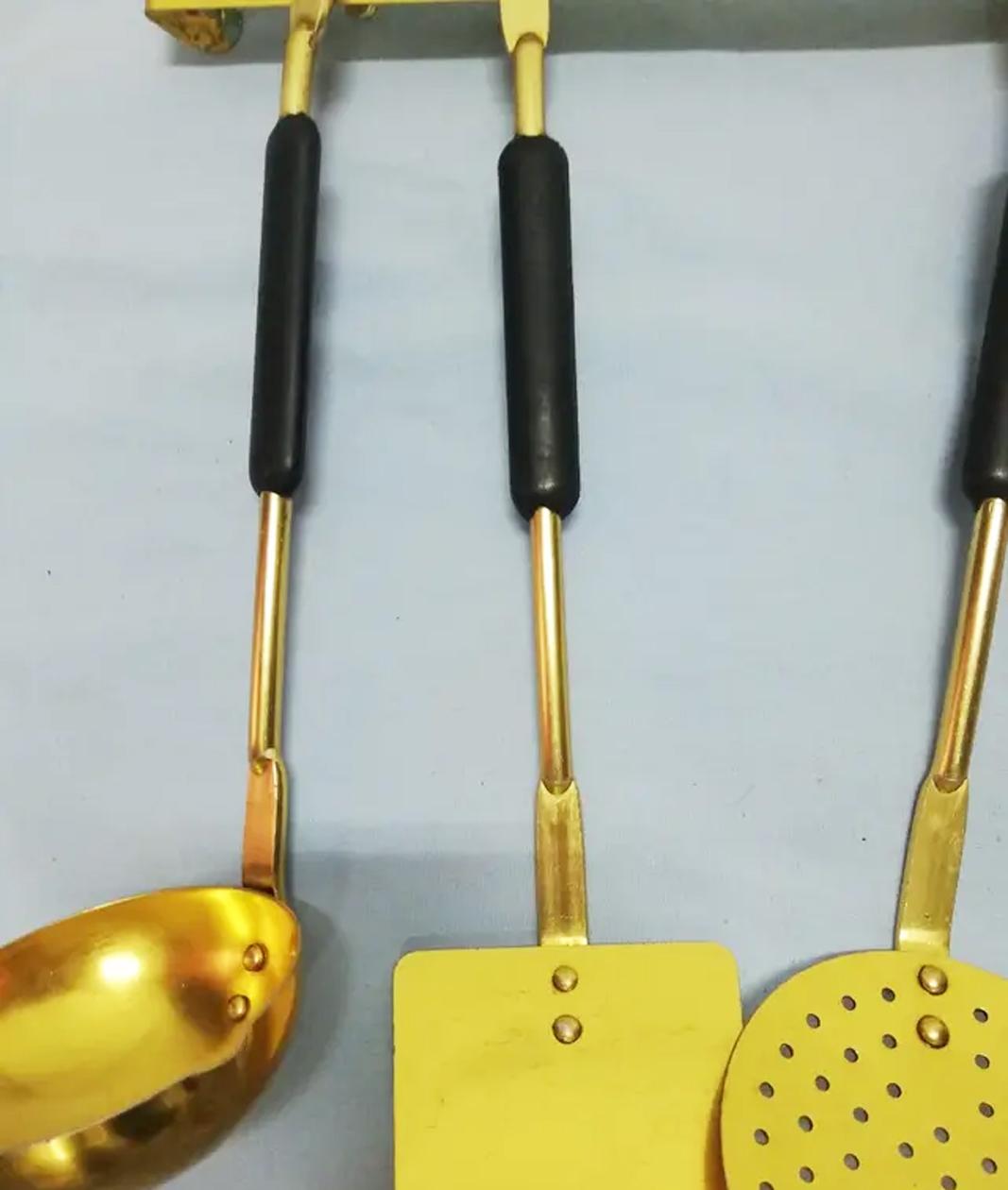 bar utensil