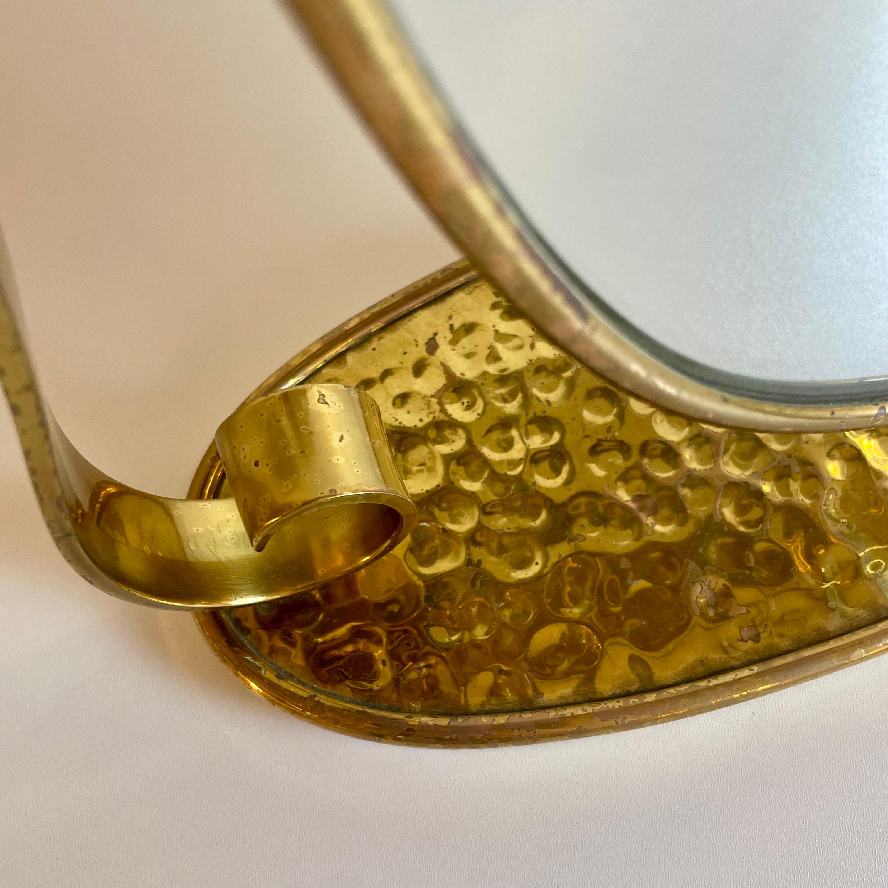 Espejo de latón al estilo de Gio Ponti, años 40 Martillado en venta