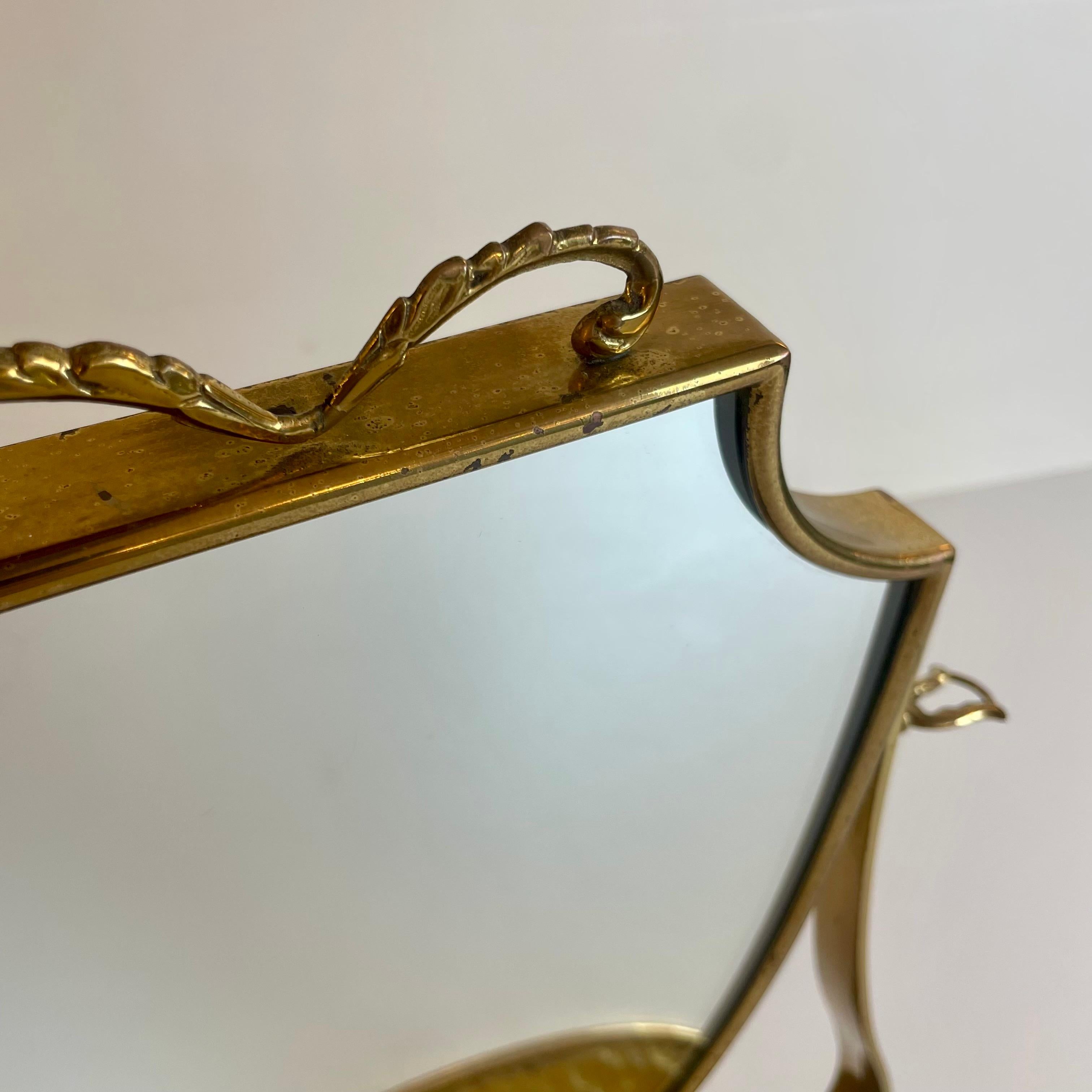 Espejo de latón al estilo de Gio Ponti, años 40 en Bueno estado para la venta en Brussel, BE