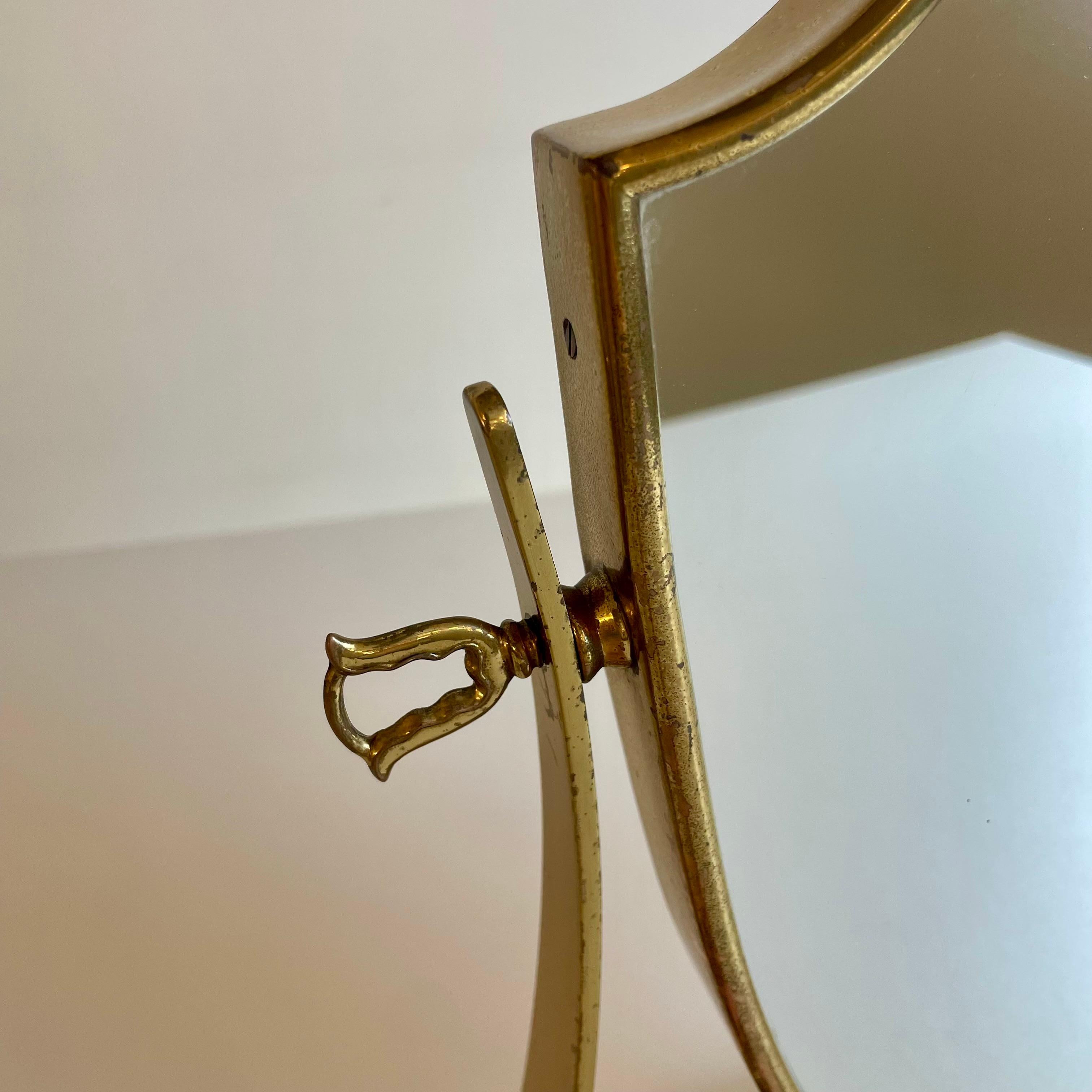 Espejo de latón al estilo de Gio Ponti, años 40 Latón en venta