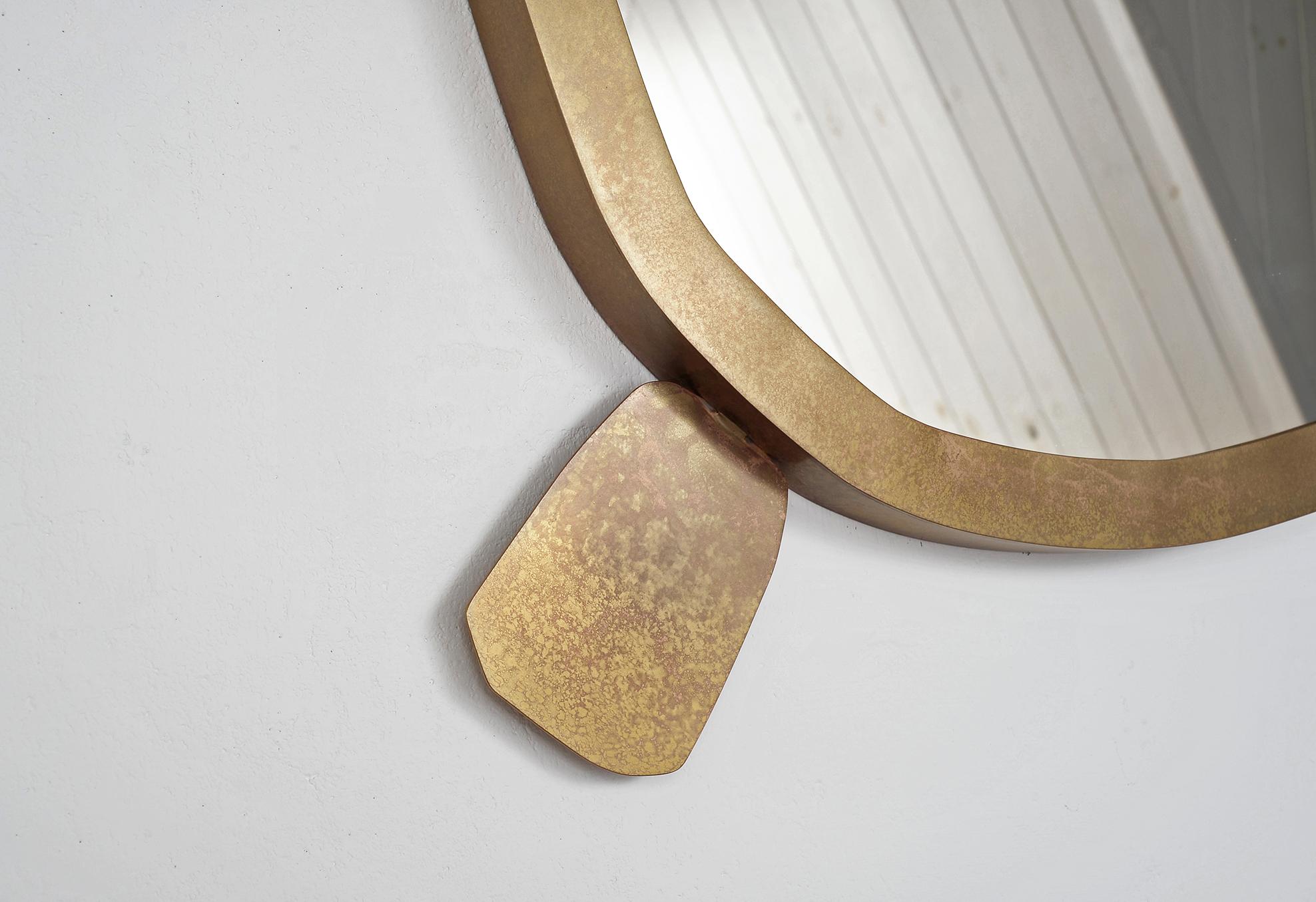 Brass Mirror by Lukasz Friedrich In New Condition For Sale In Geneve, CH
