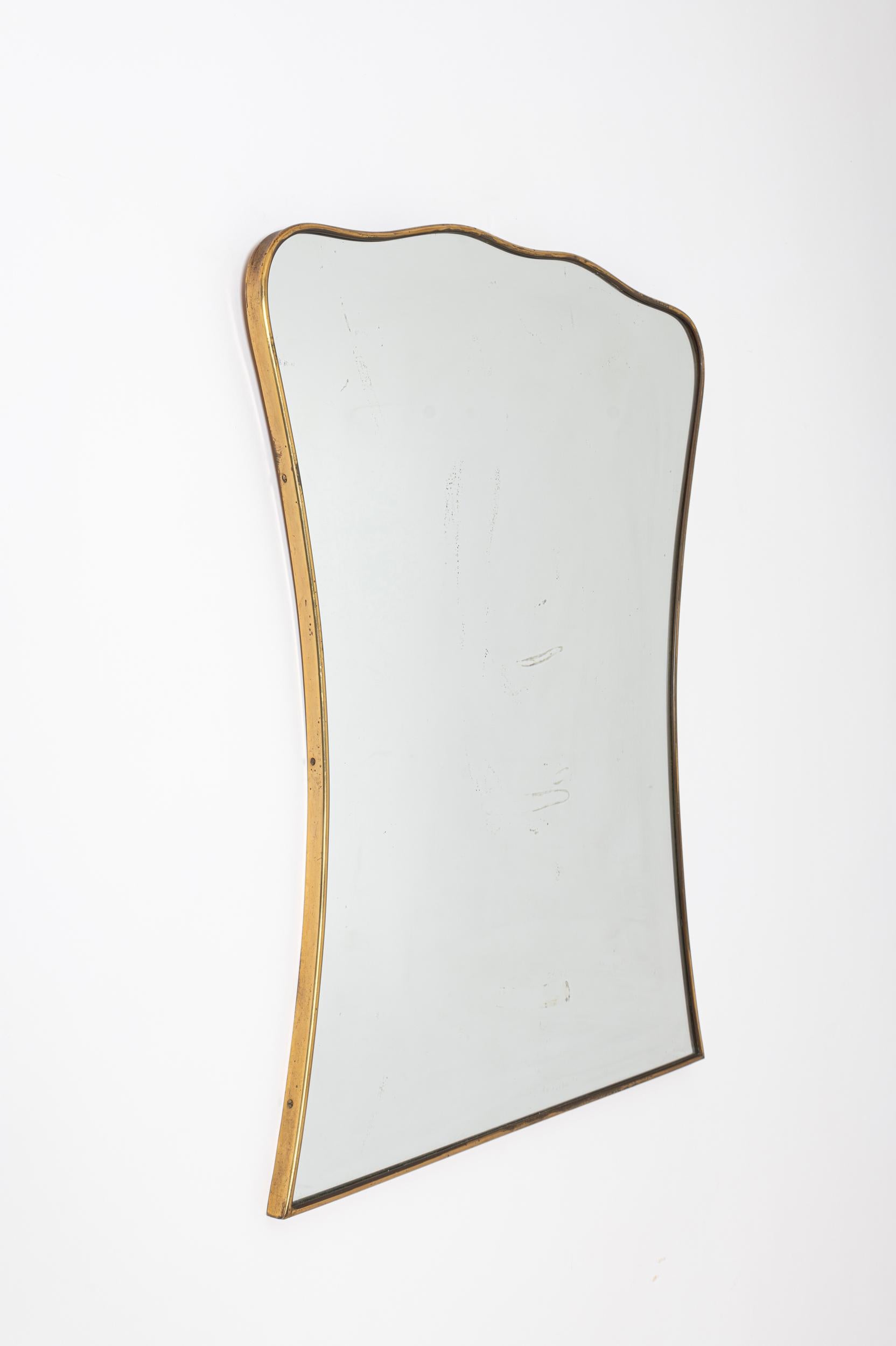 Mid-Century moderno Specchio con cornice in ottone Italia c1950