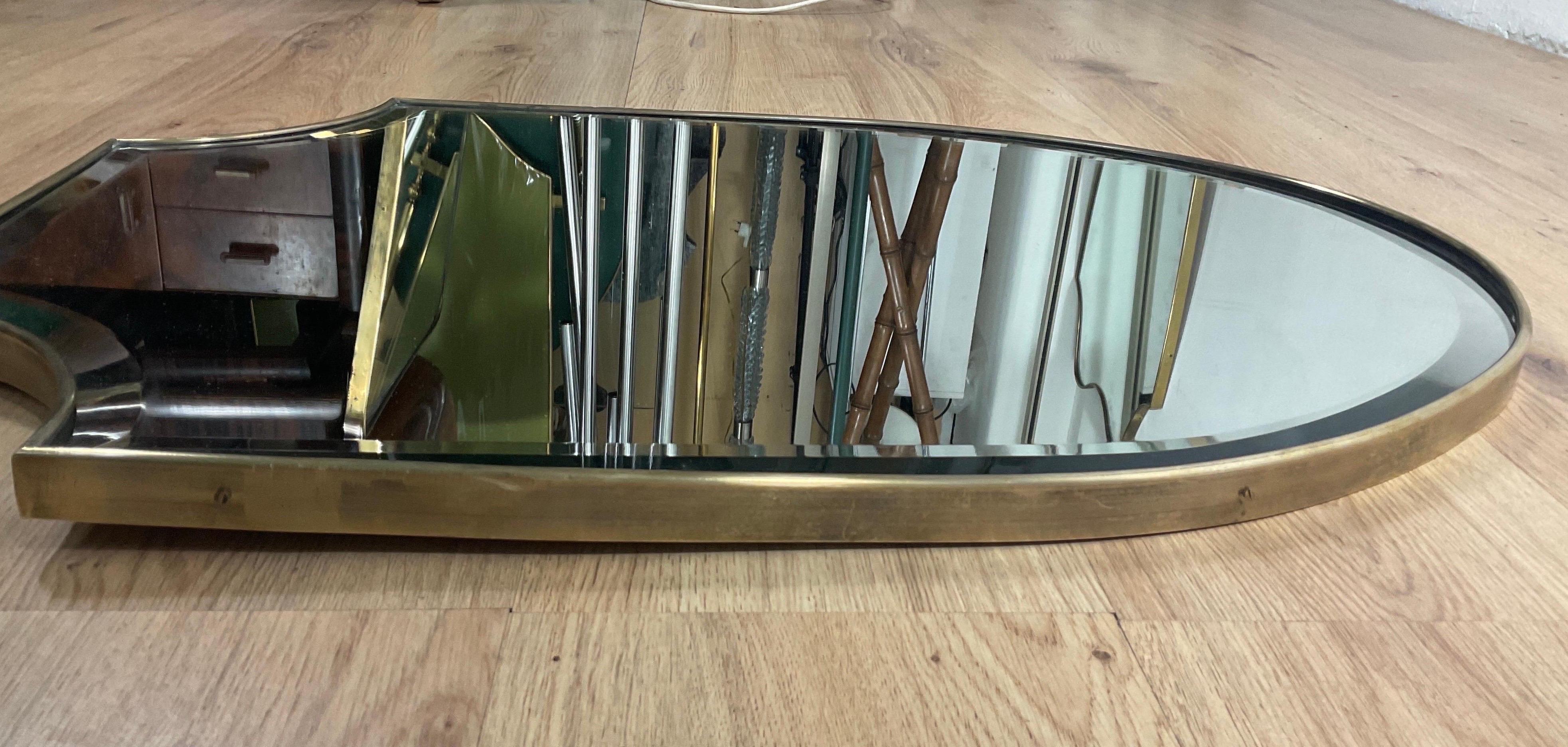 Brass Mirror from the 50s Attributable to Gio Ponti For Sale 5