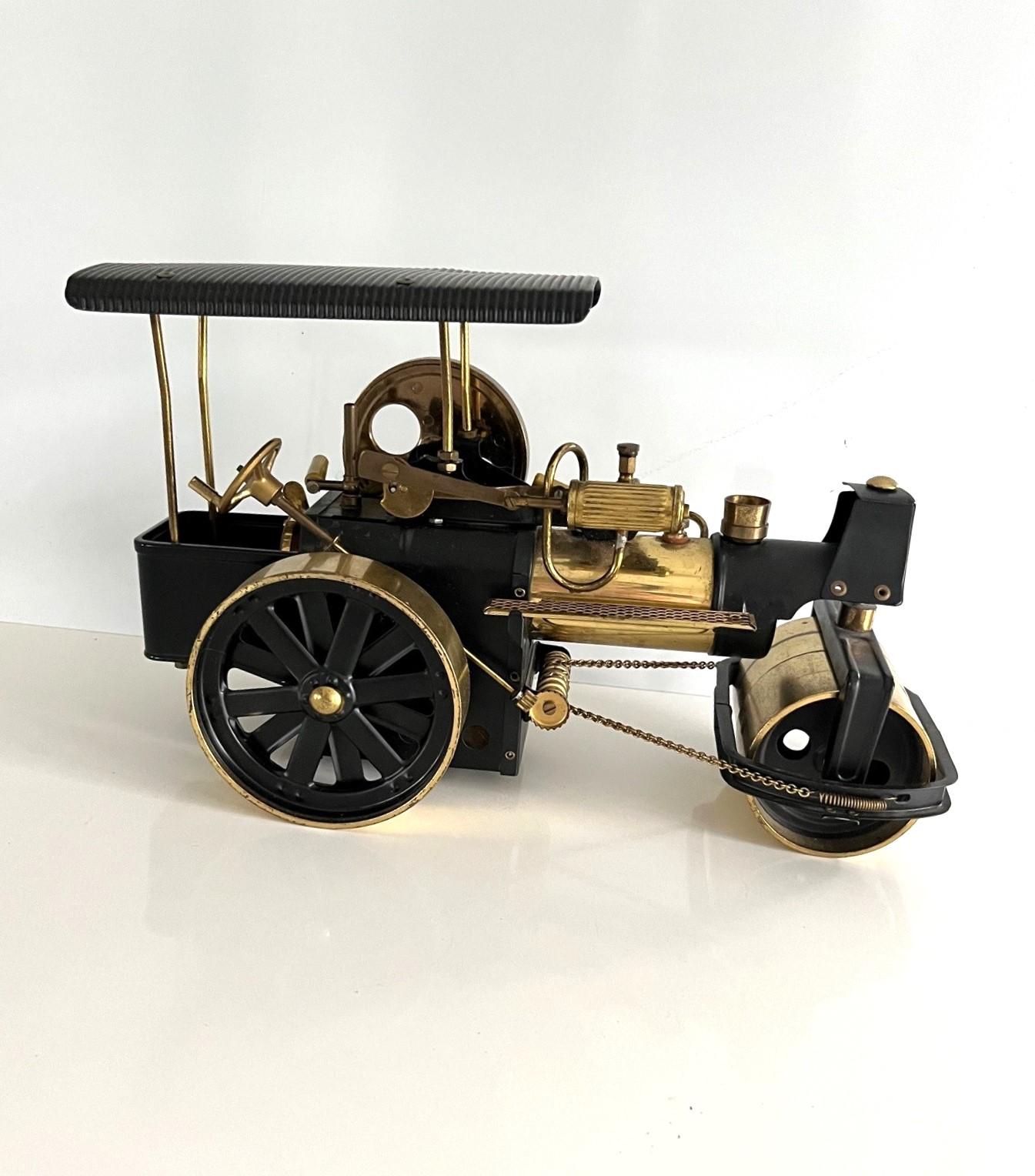 Brass Model Steam Roller Engine 'Old Smoky' Decorative Shelf Art Vintage Toy 5