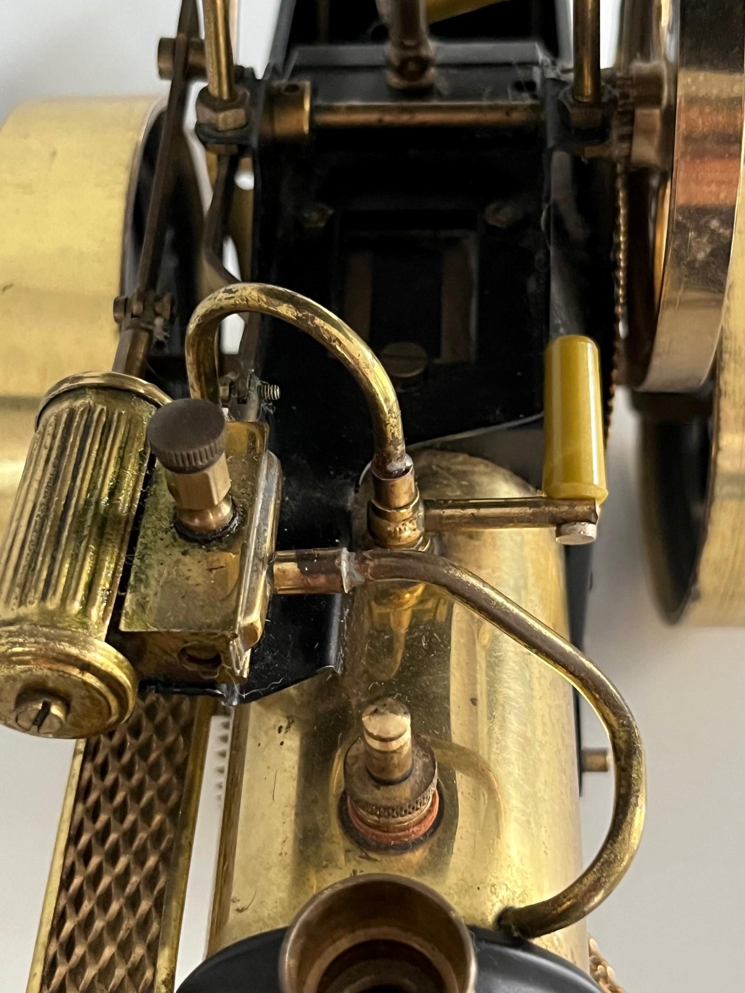 Brass Model Steam Roller Engine 'Old Smoky' Decorative Shelf Art Vintage Toy In Good Condition In Llanbrynmair, GB