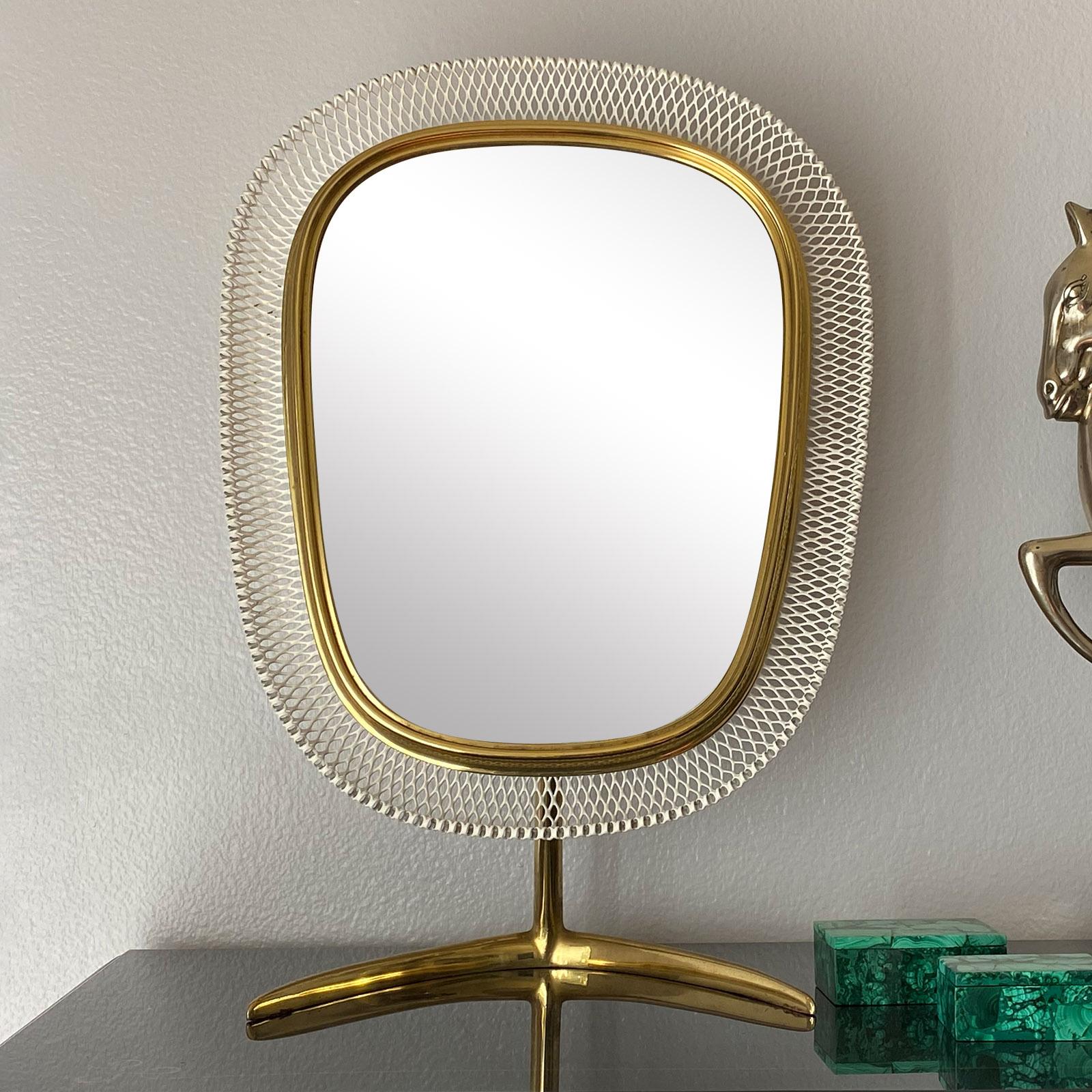 Brass Modernist Vanity Mirror by Vereinigte Werkstätten 4