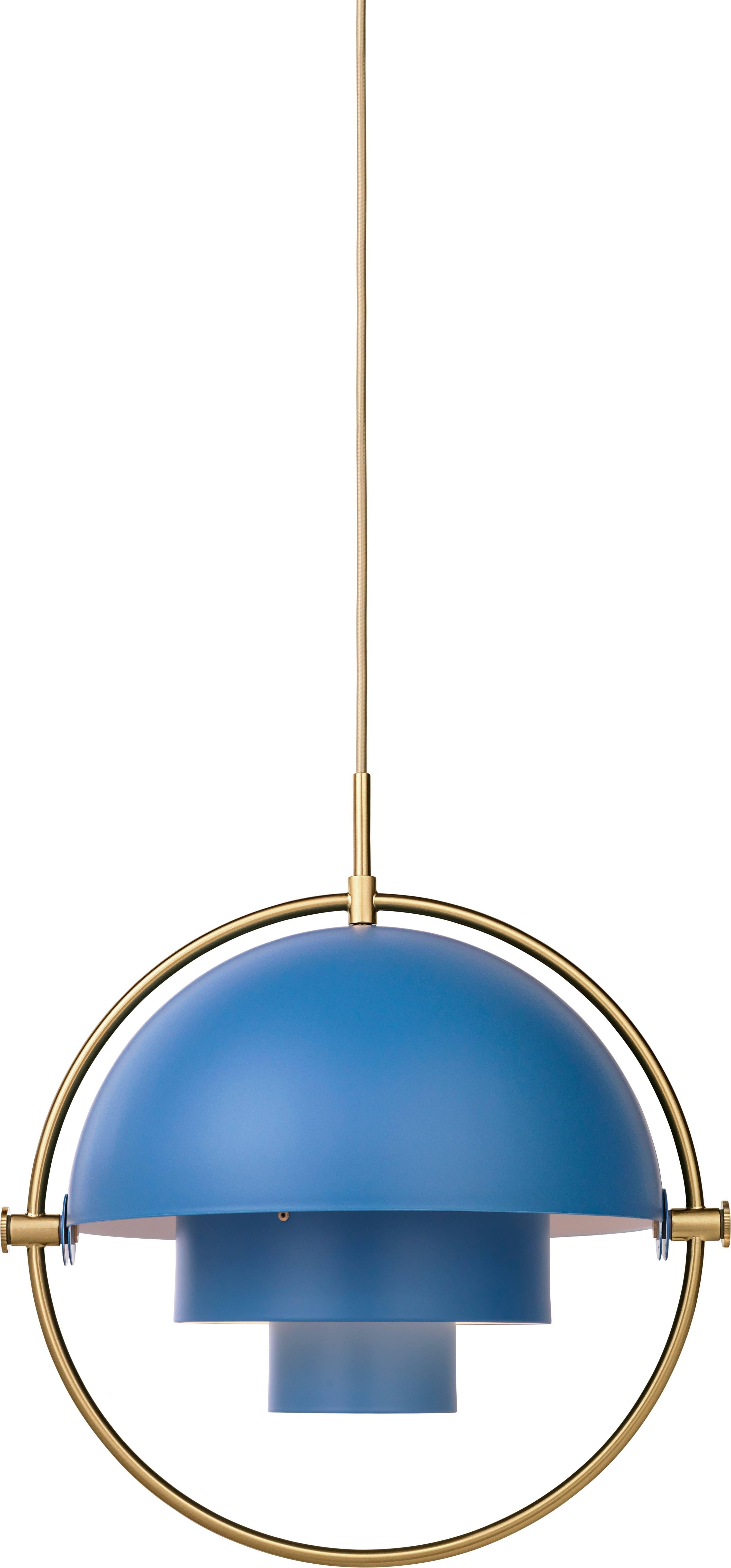 Brass multi-light pendant, Louis Weisdorf.

Dimensions: 36 x 36 x 36 cm
Material: Brass
Designer: Louis Weisdorf
Produced by Gubi in Denmark

The Multi-Lite pendant embraces the golden era of Danish design with its characteristic shape of two