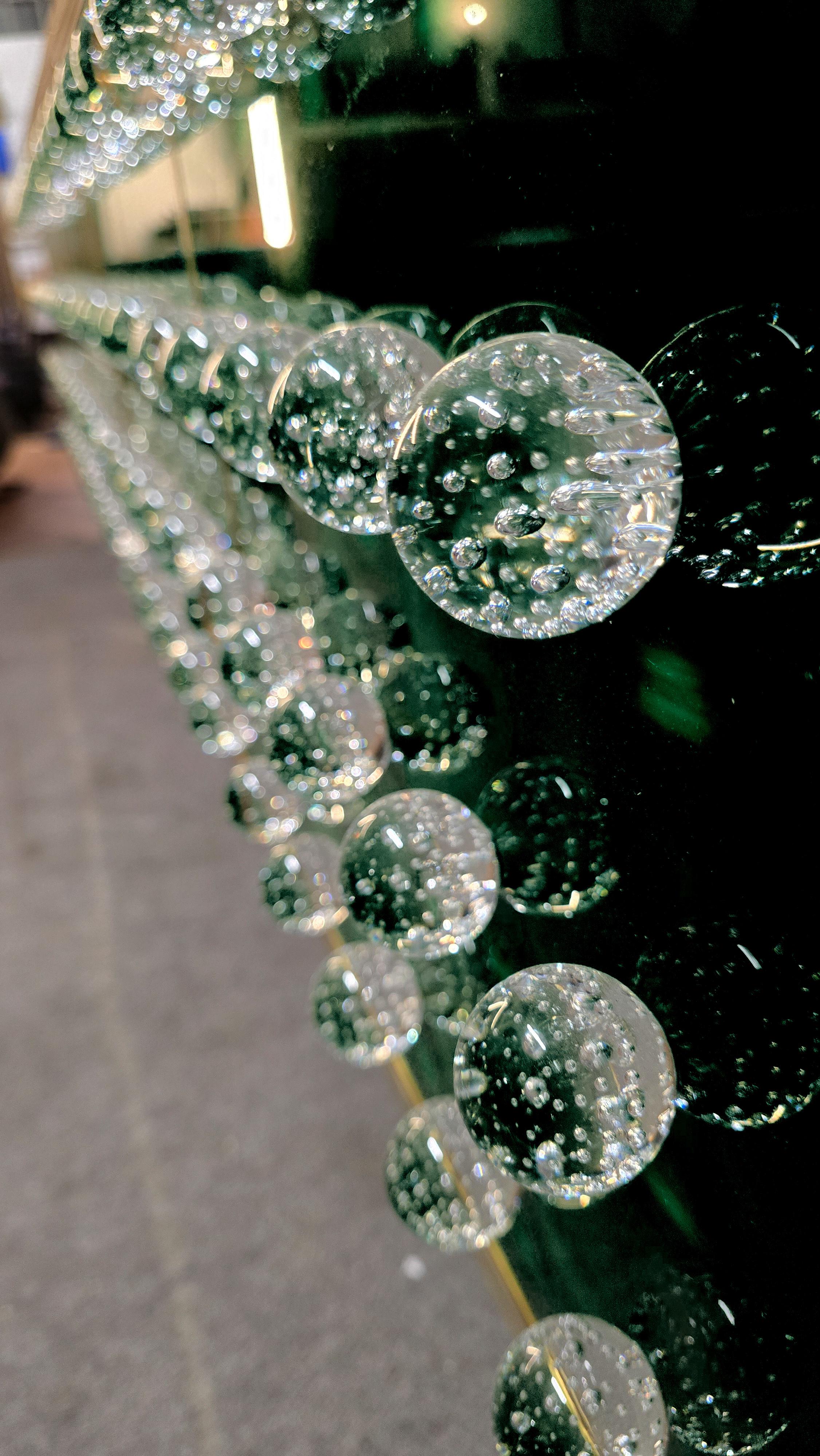 Sideboard aus Messing und Muranoglas mit 120 geschmolzenen Kugeln - Made in Italy im Angebot 2