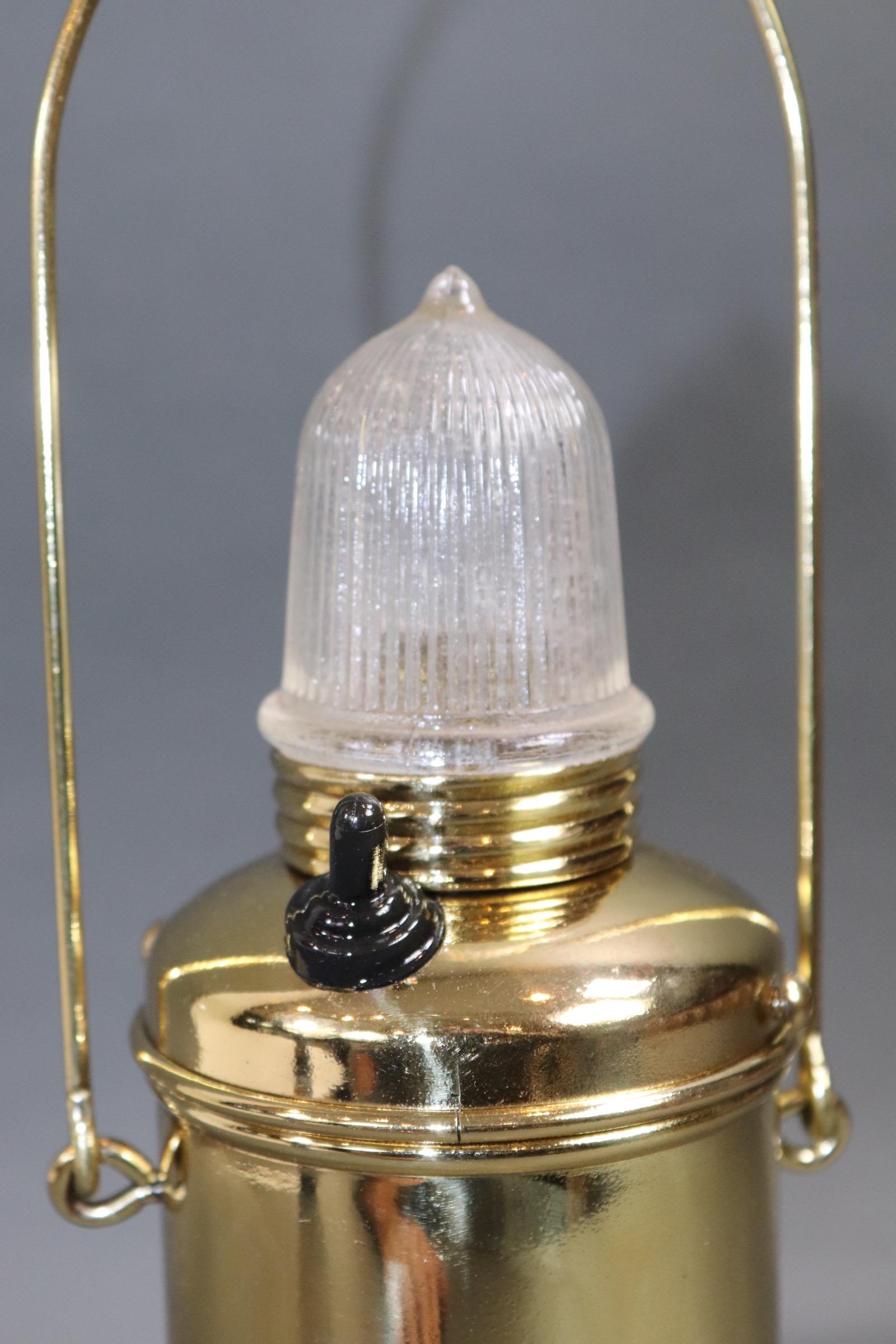 Brass Nautical Distress Lantern In Good Condition For Sale In Norwell, MA
