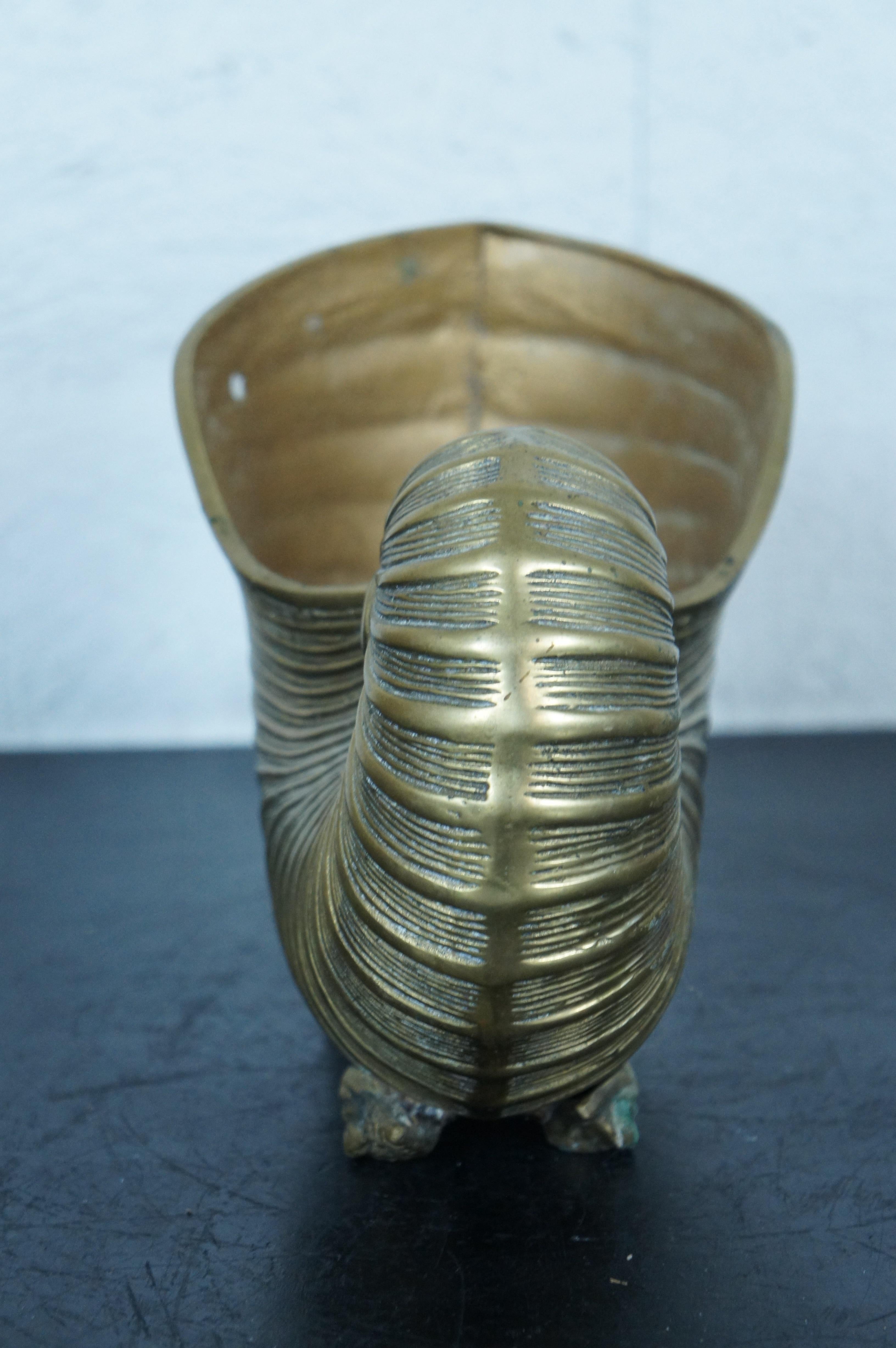Compote jardinière de centre de table en laiton Nautilus Sea Shell de 12 pouces Bon état - En vente à Dayton, OH