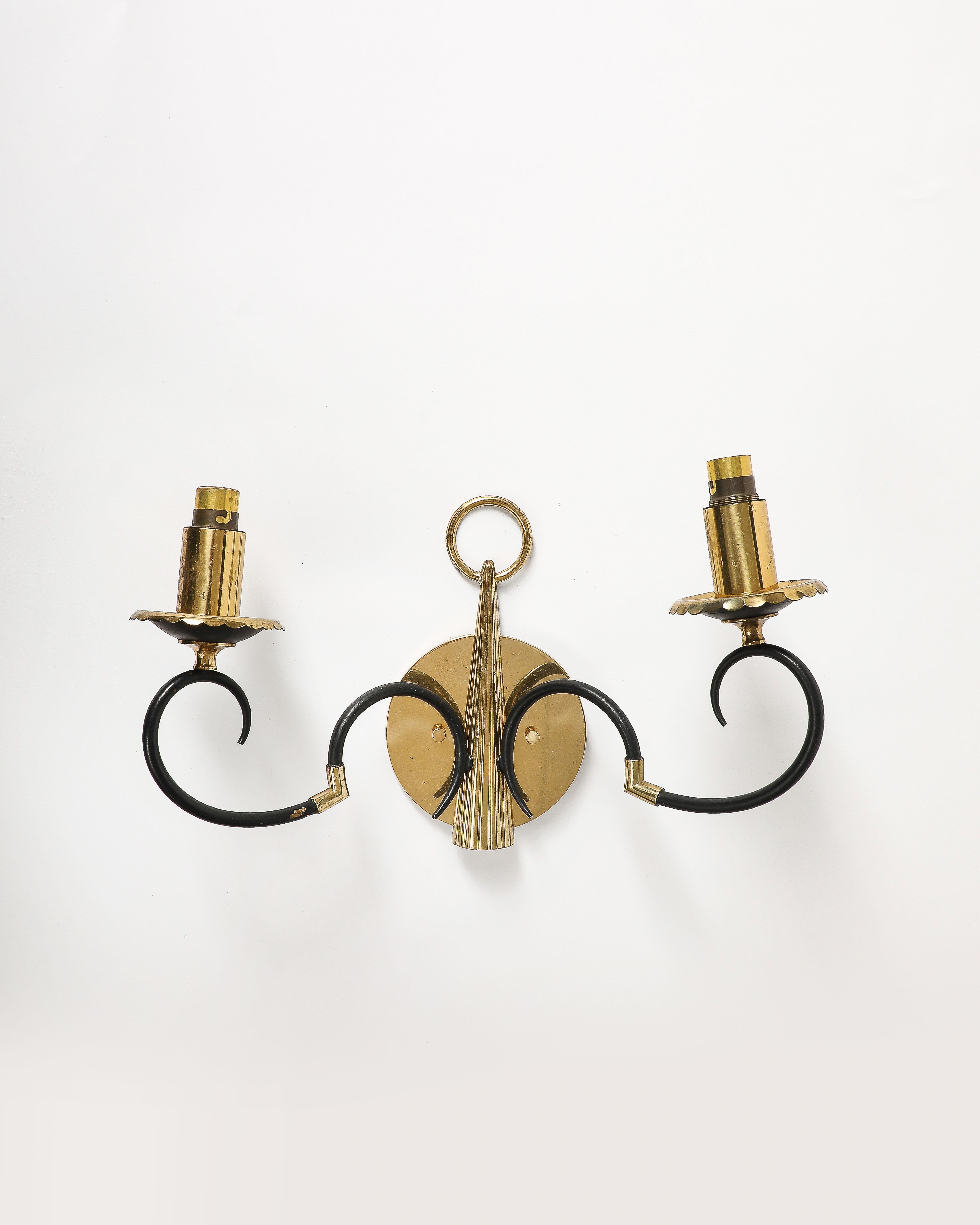 Sconcezza neoclassica in ottone, Francia, c. 1940 in vendita 2