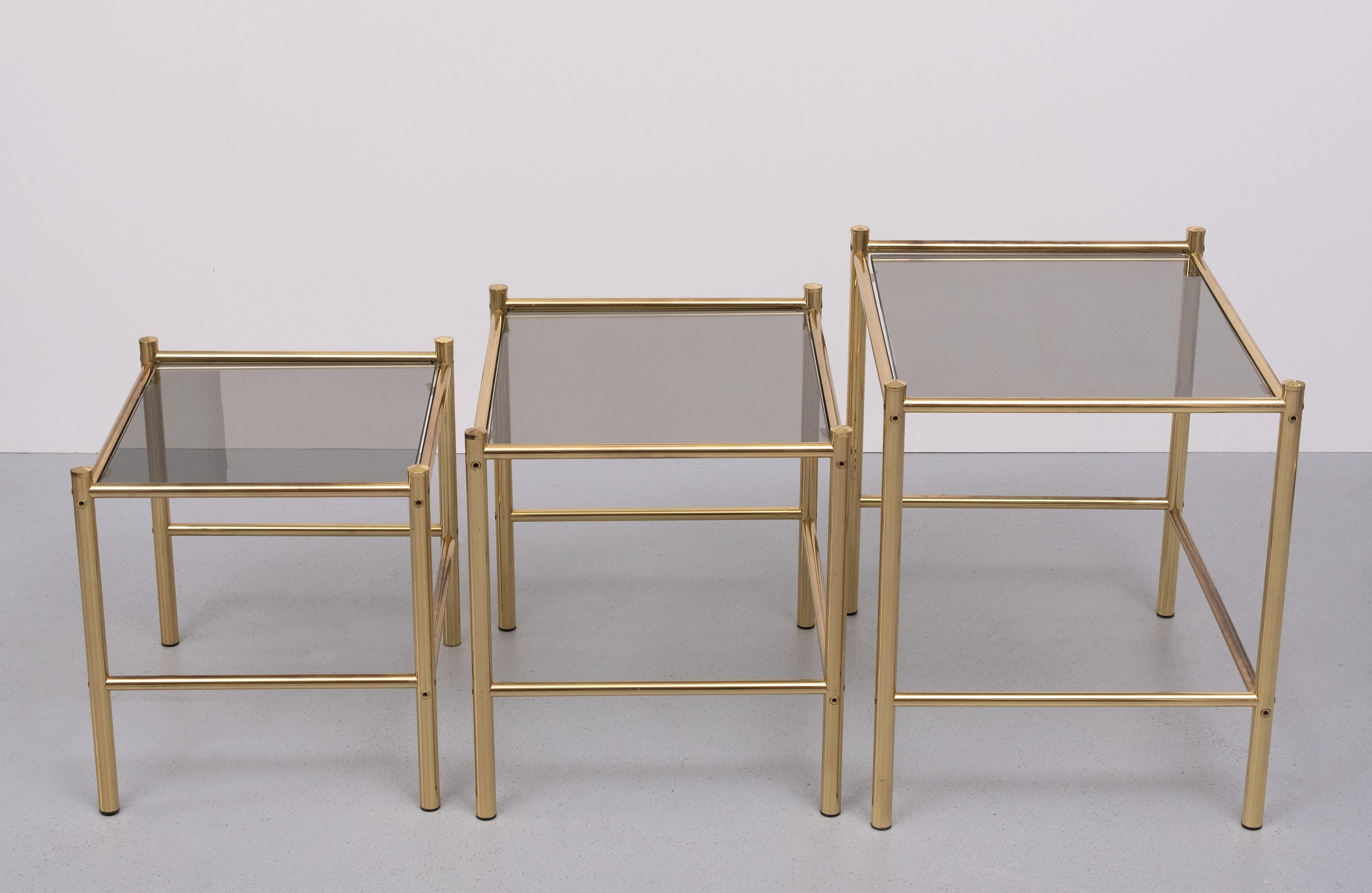 Late 20th Century Brass nesting tables Hollywood Regency 1970s France  For Sale