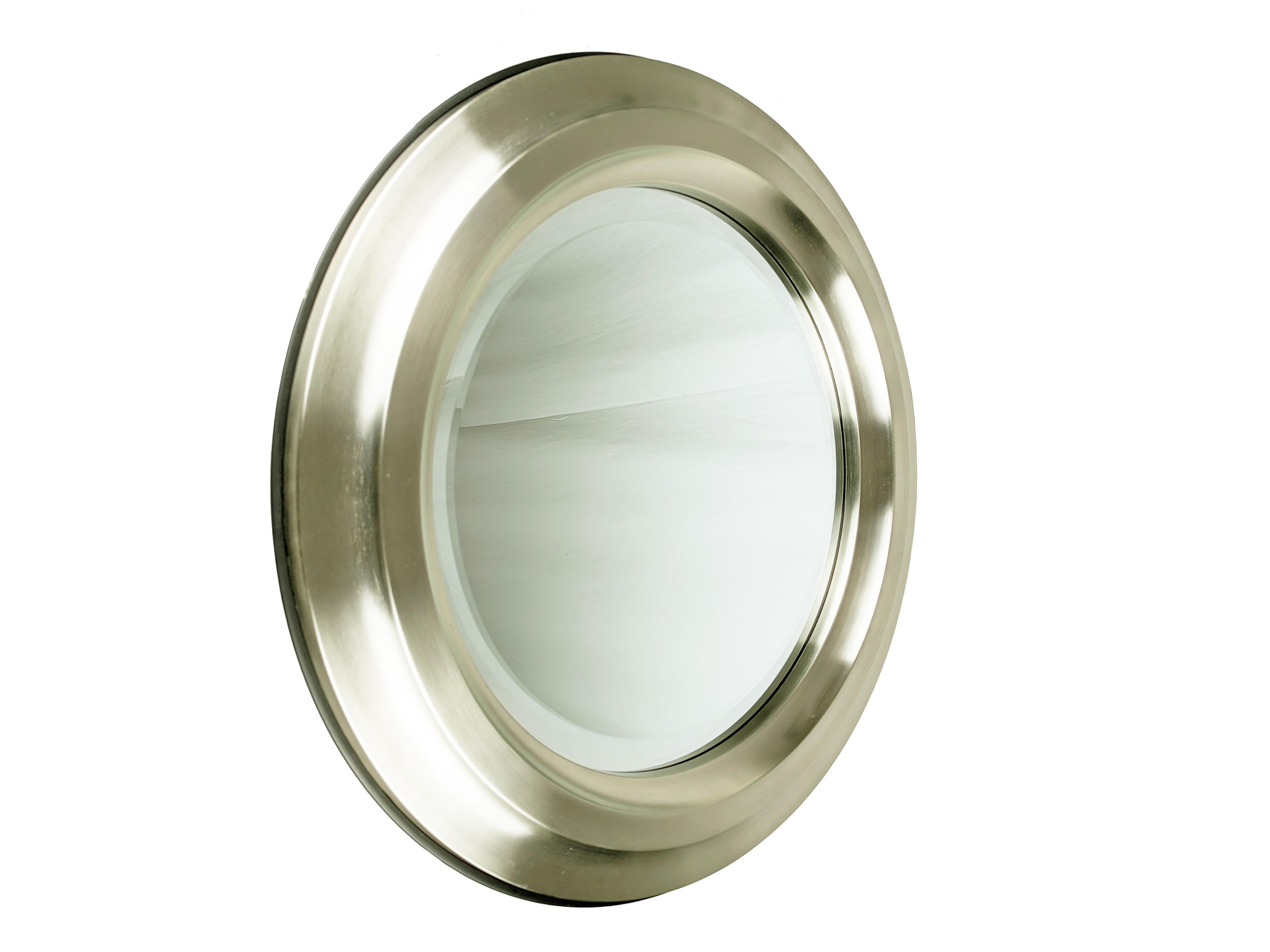 Brass & Nickel Plated Metal 1960s round mirrors, set of 2 For Sale 7