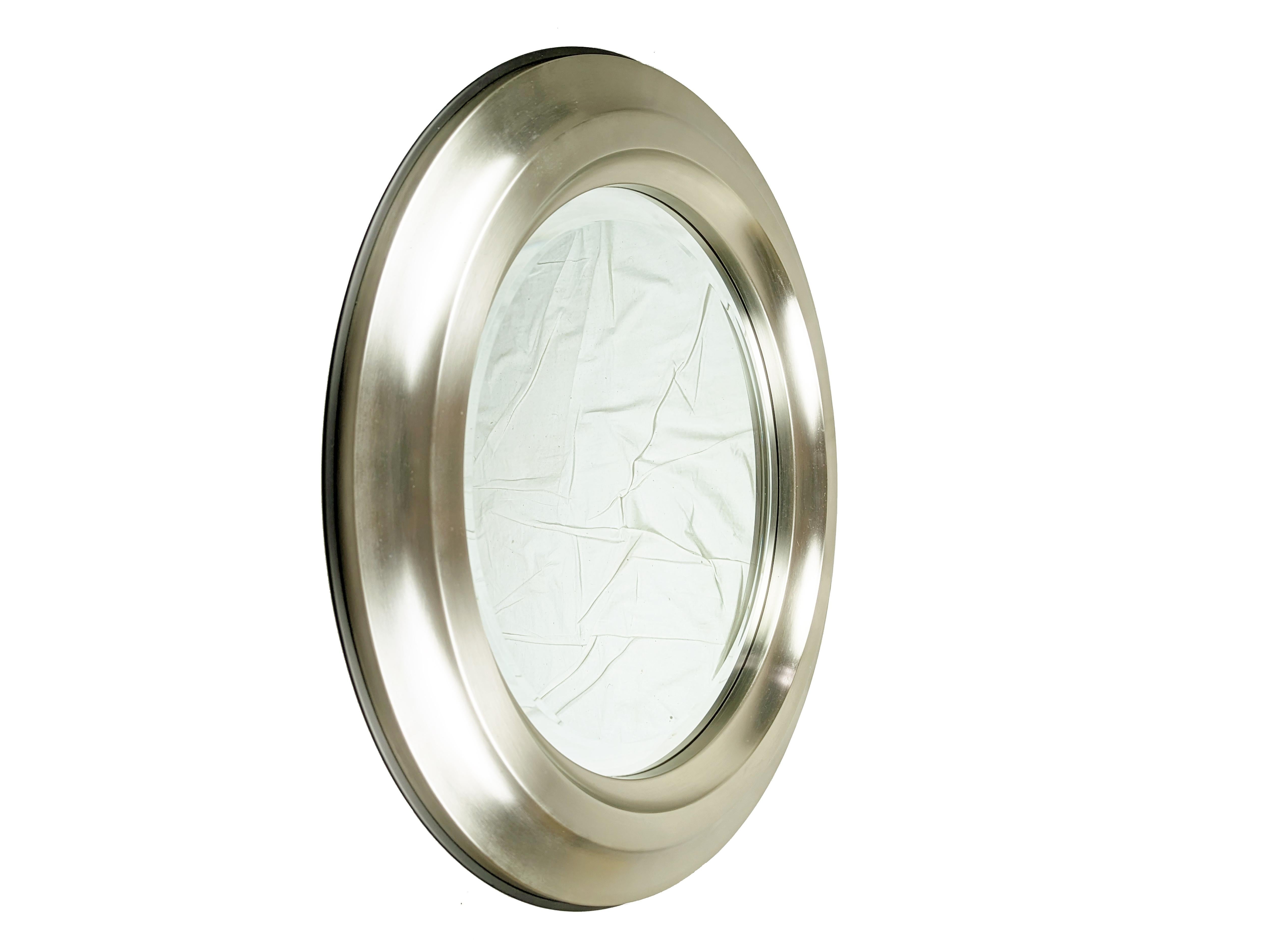 Brass & Nickel Plated Metal 1960s round mirrors, set of 2 For Sale 11