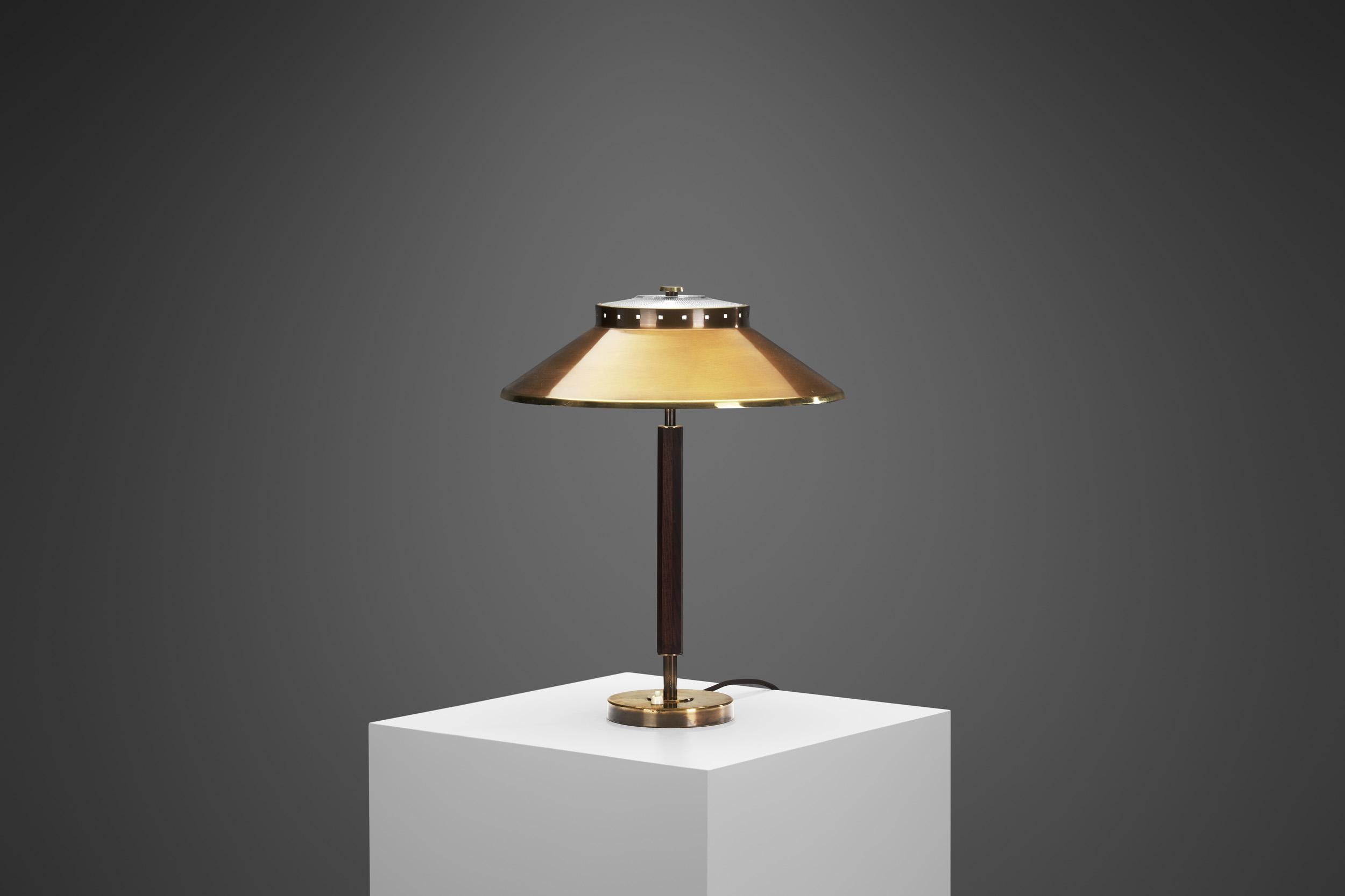 Scandinavian Modern Brass, Oak and Glass Table Lamp by Boréns, Borås, Sweden 1940s For Sale