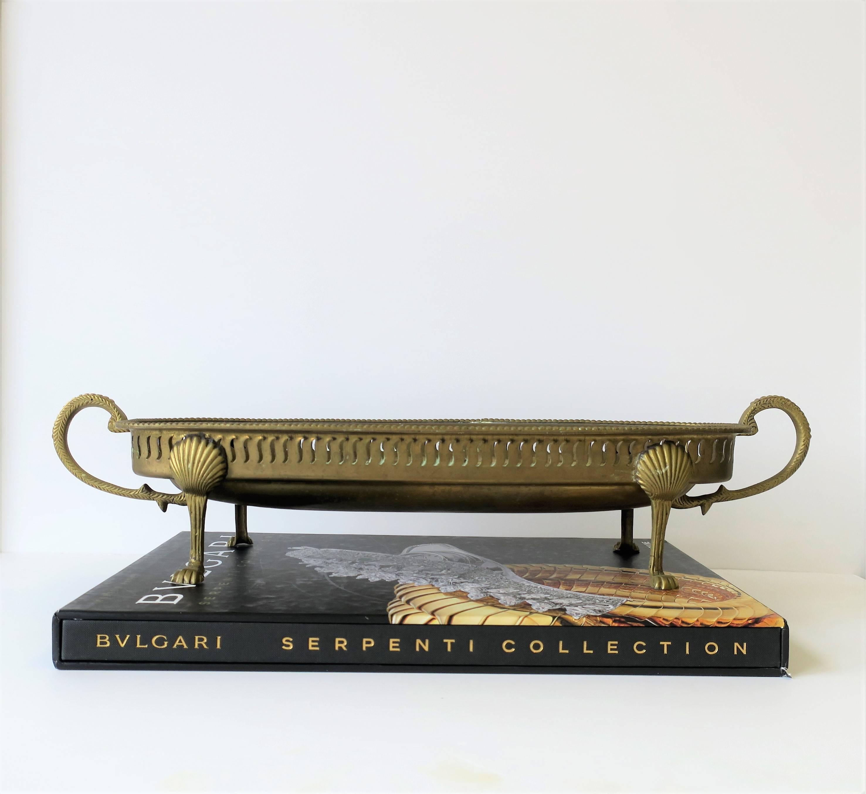 Brass Oblong Centerpiece or Vide-Poche Vessel In Good Condition In New York, NY