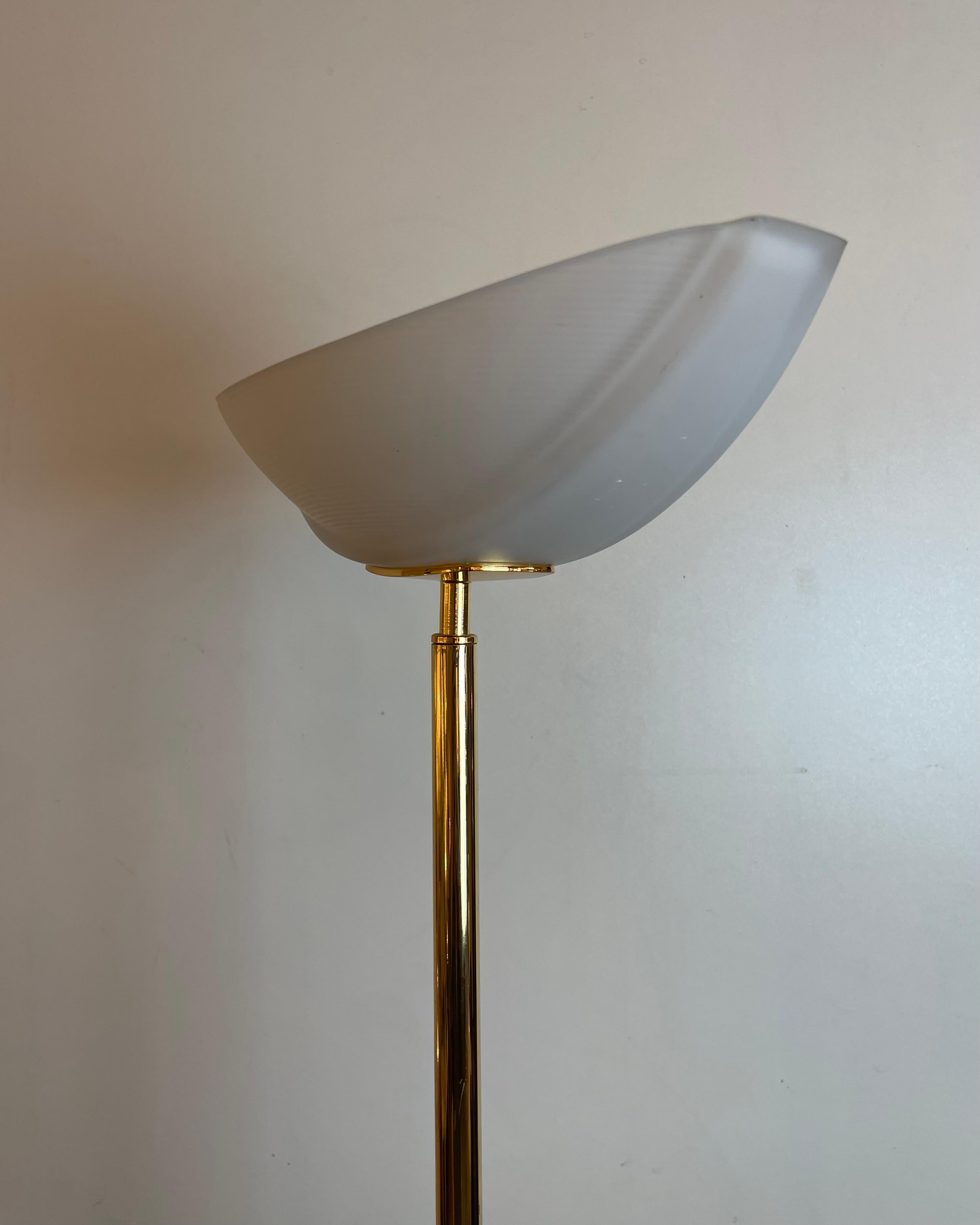Brass & Opaline Floor Lamp by Milan, Spain, 1980s For Sale 5