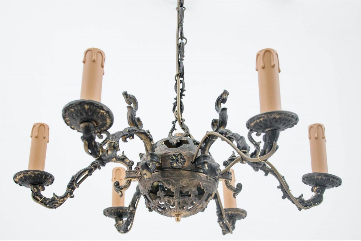 Chandelier openwork from the 1940s from France. 
Made of brass. 
Very good condition. 
dimensions height 94 cm dia. 93c.

 