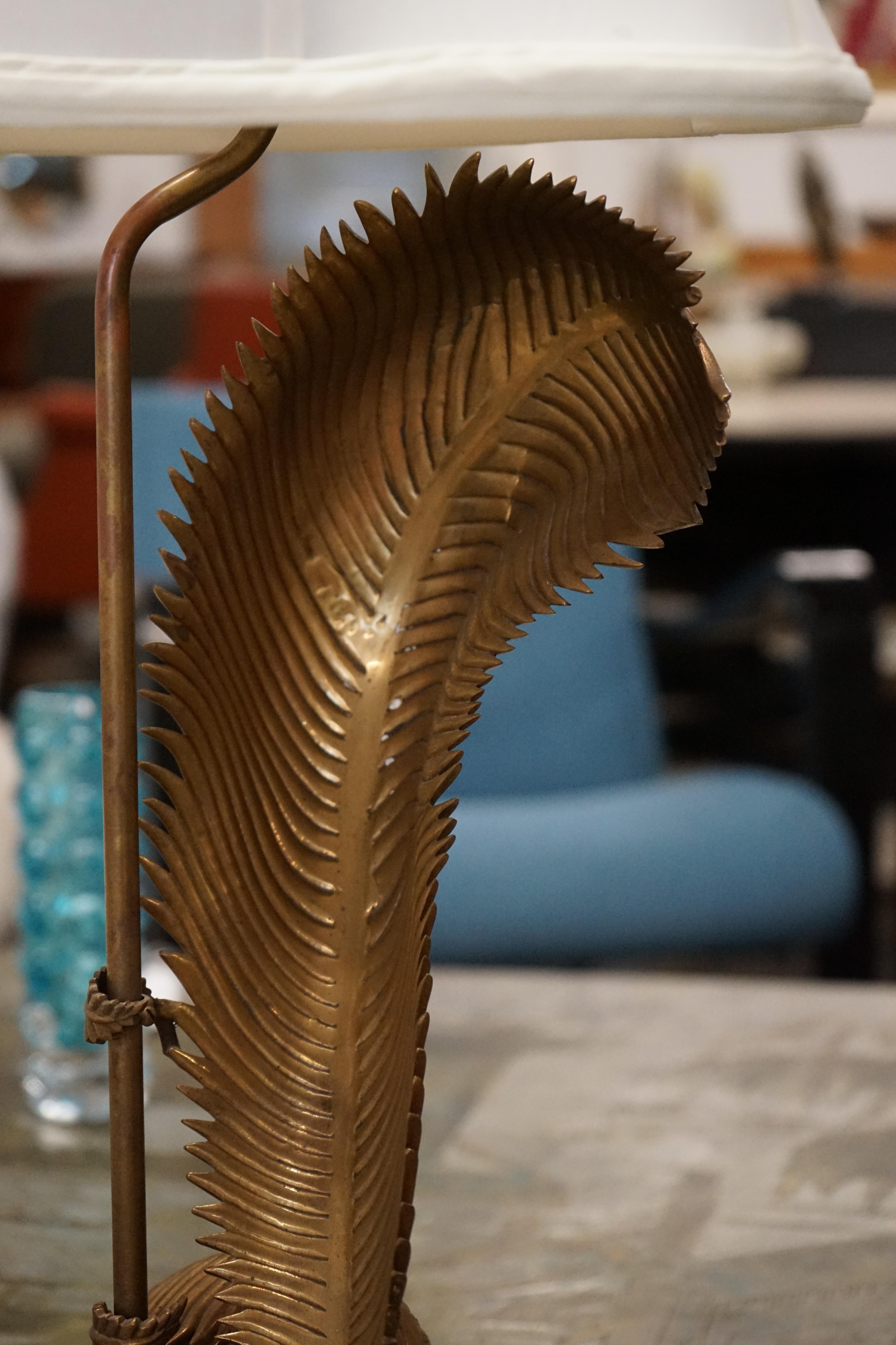 Late 20th Century Brass Palm Fronds Table Lamp on Black Marble Base by Chapman For Sale