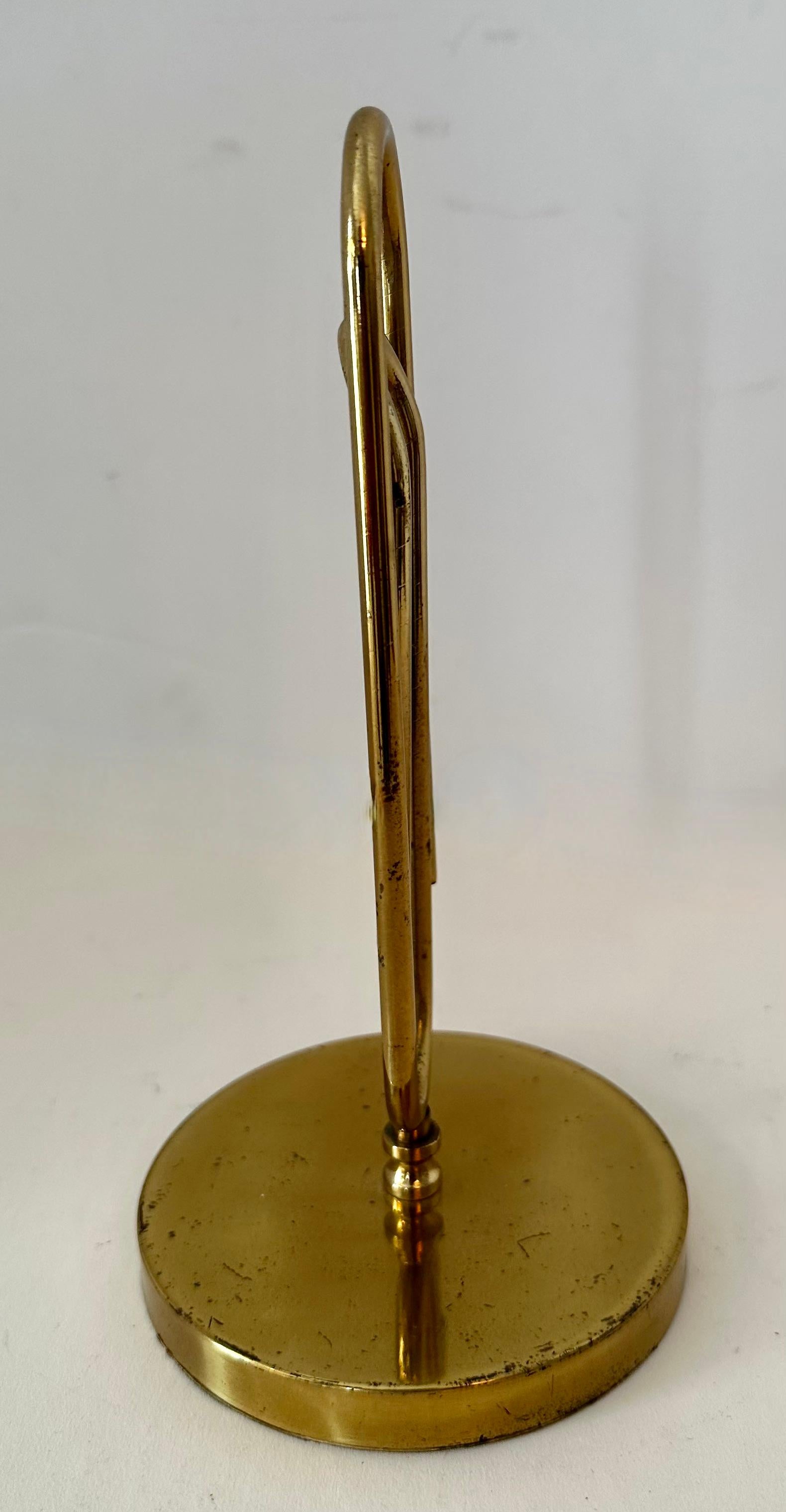 paper holder clip