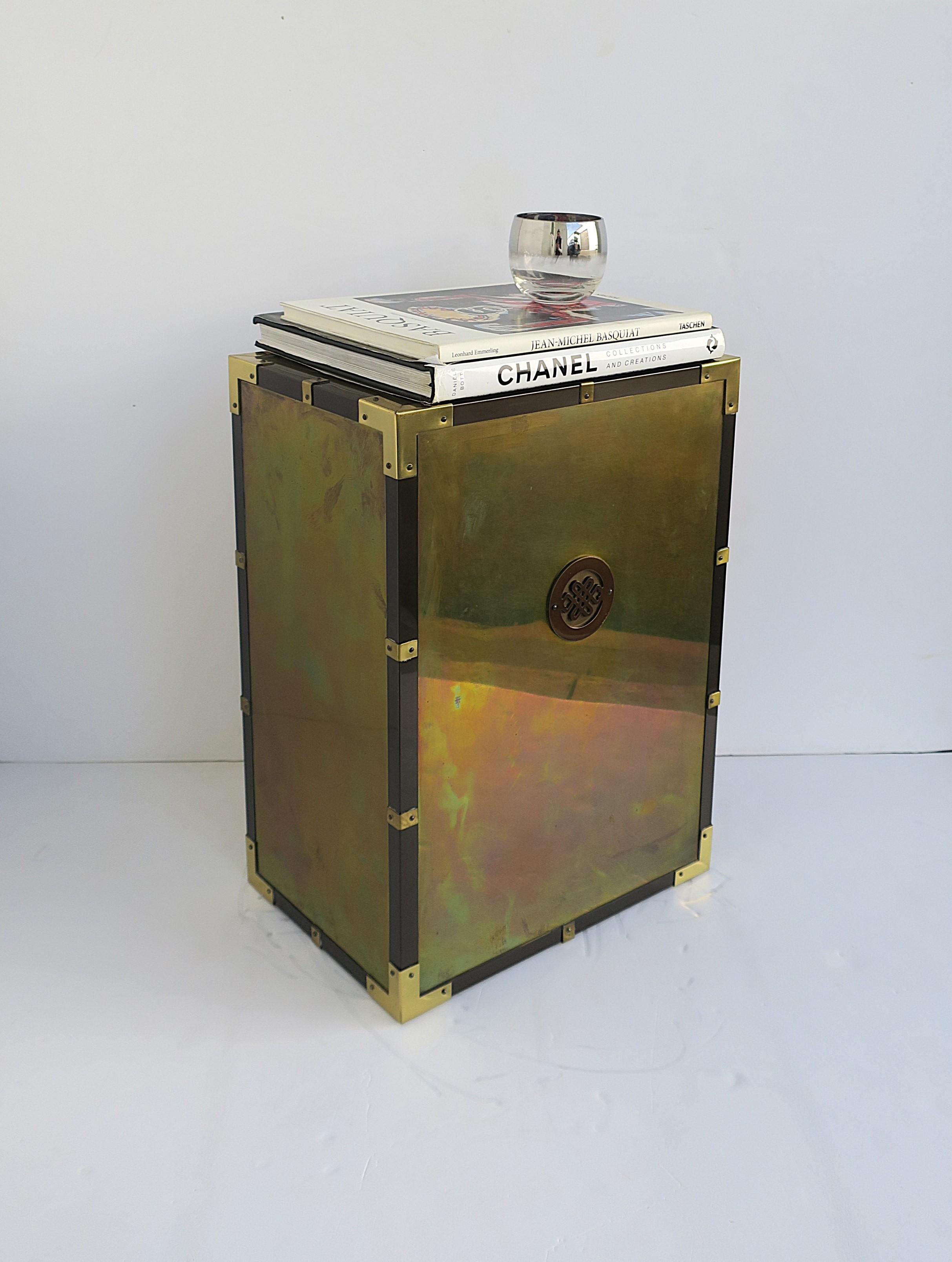 Brass Pedestal Side Table Attrib. Mastercraft For Sale 1
