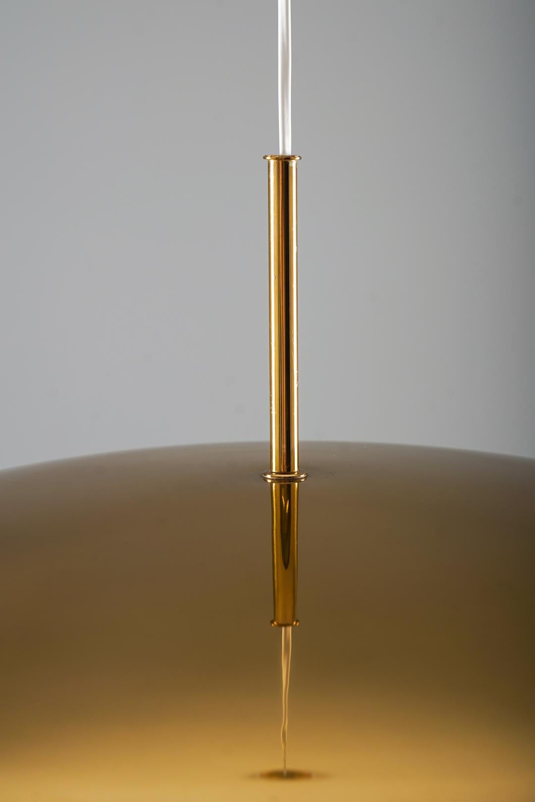 20ième siècle Pendentif en laiton par Eje Ahlgren pour Bergboms, Suède, 1960s en vente