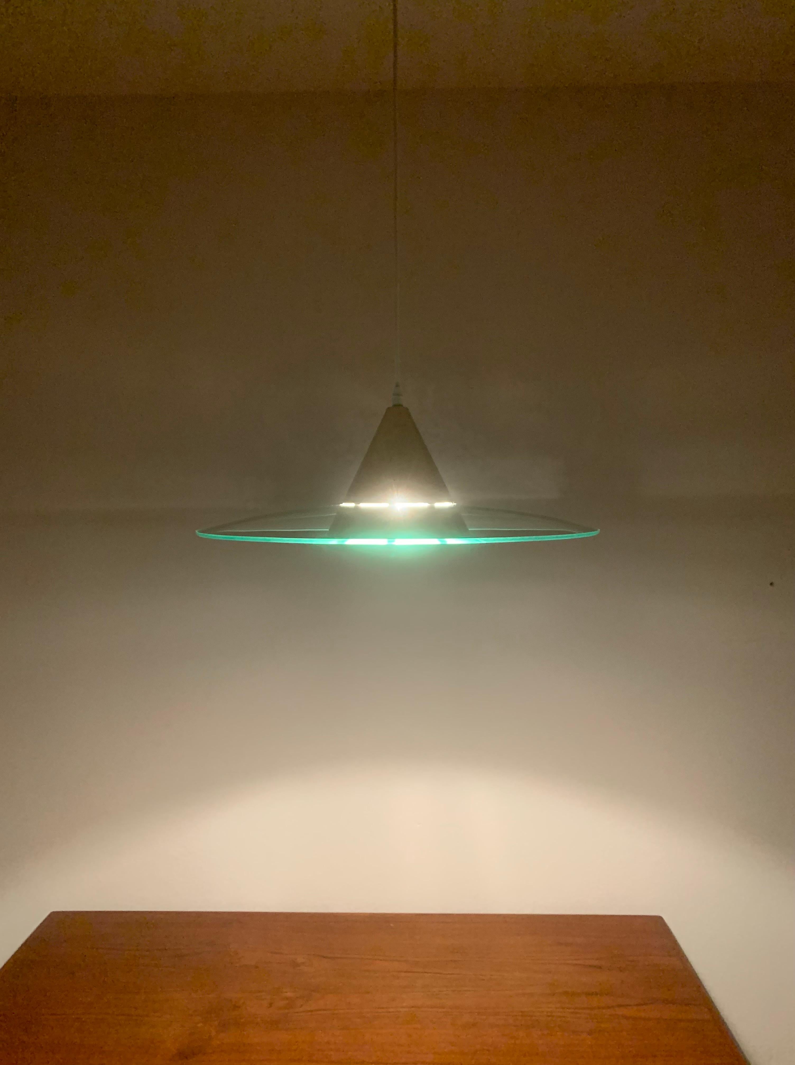 Lampada a sospensione in ottone in vendita 3