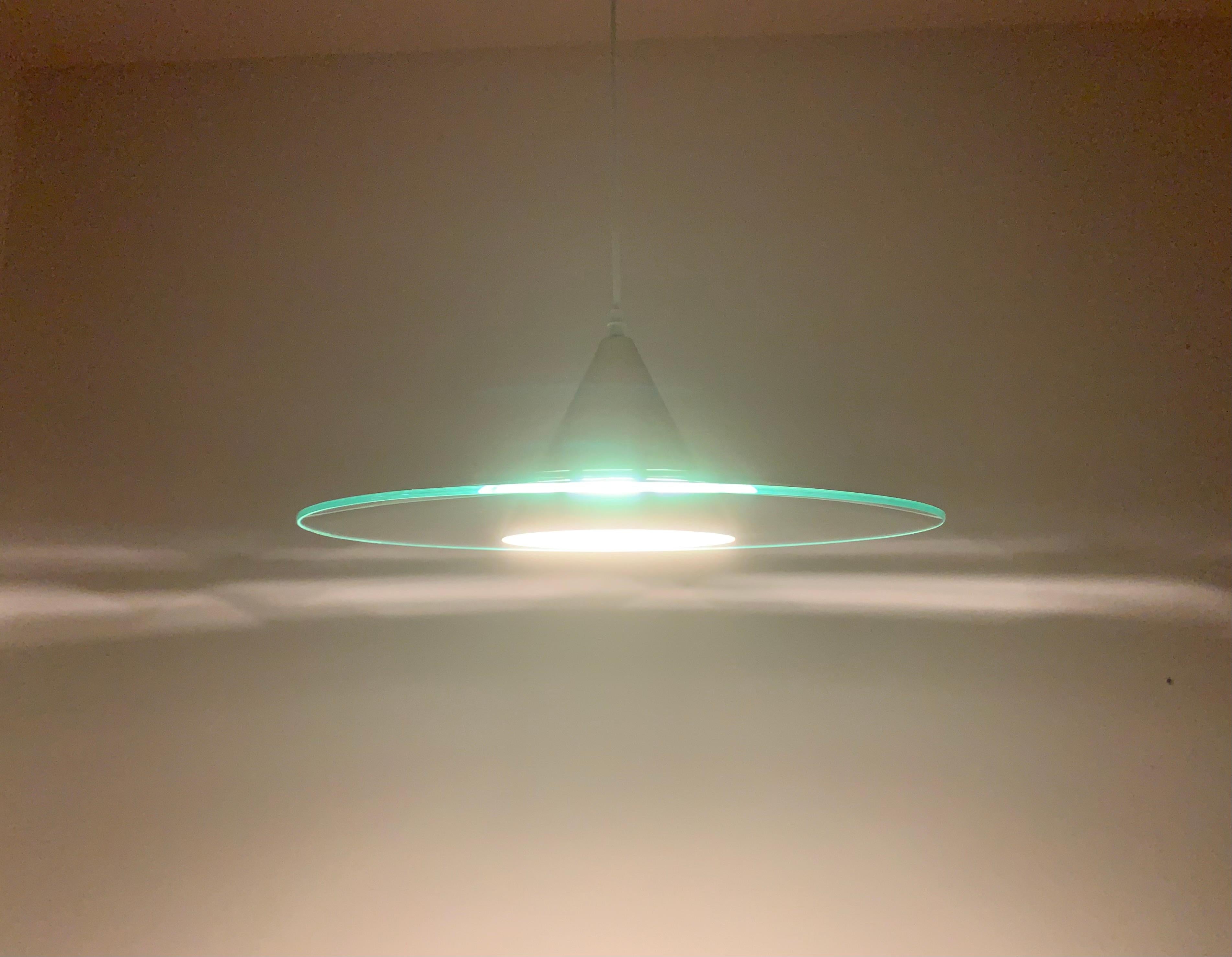Lampada a sospensione in ottone in vendita 4