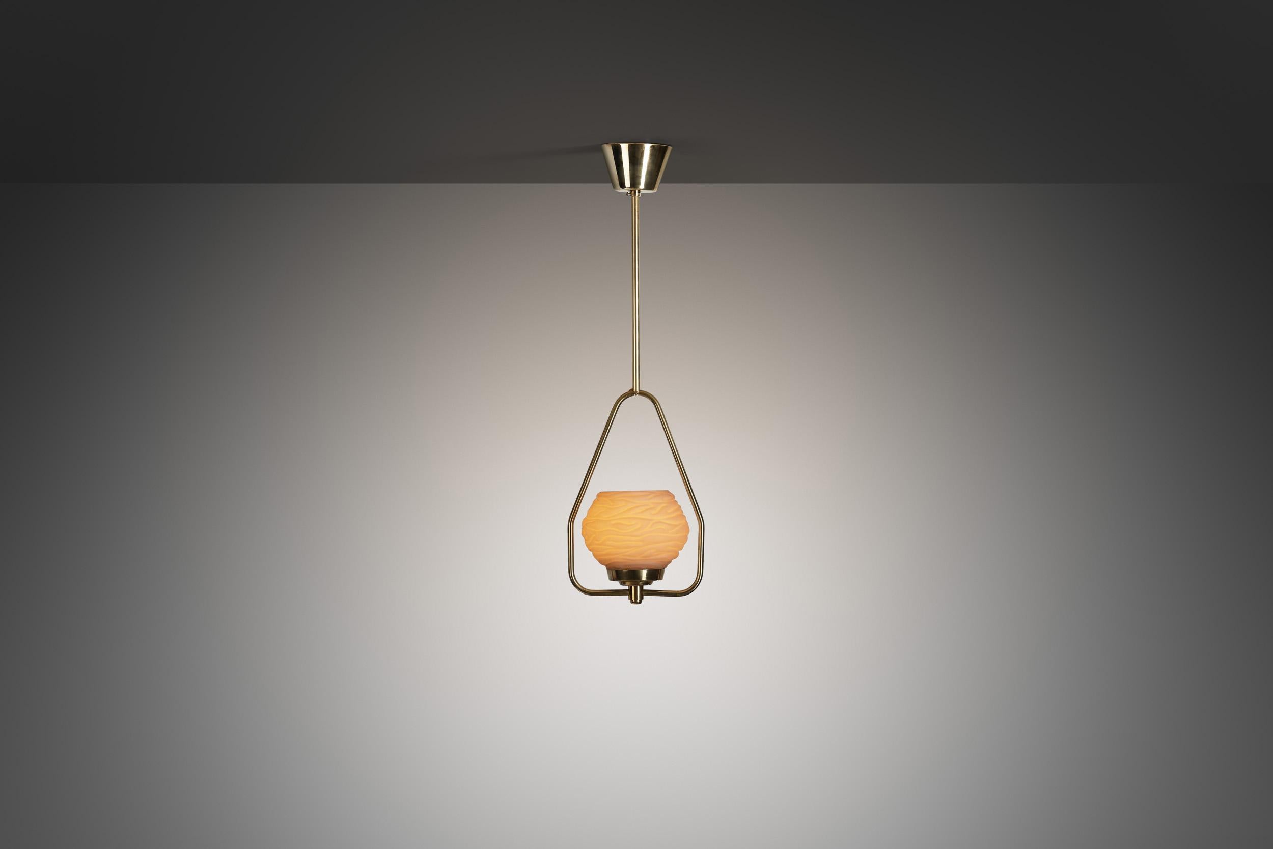 Les lampes suspendues tirent leur nom du mot latin 