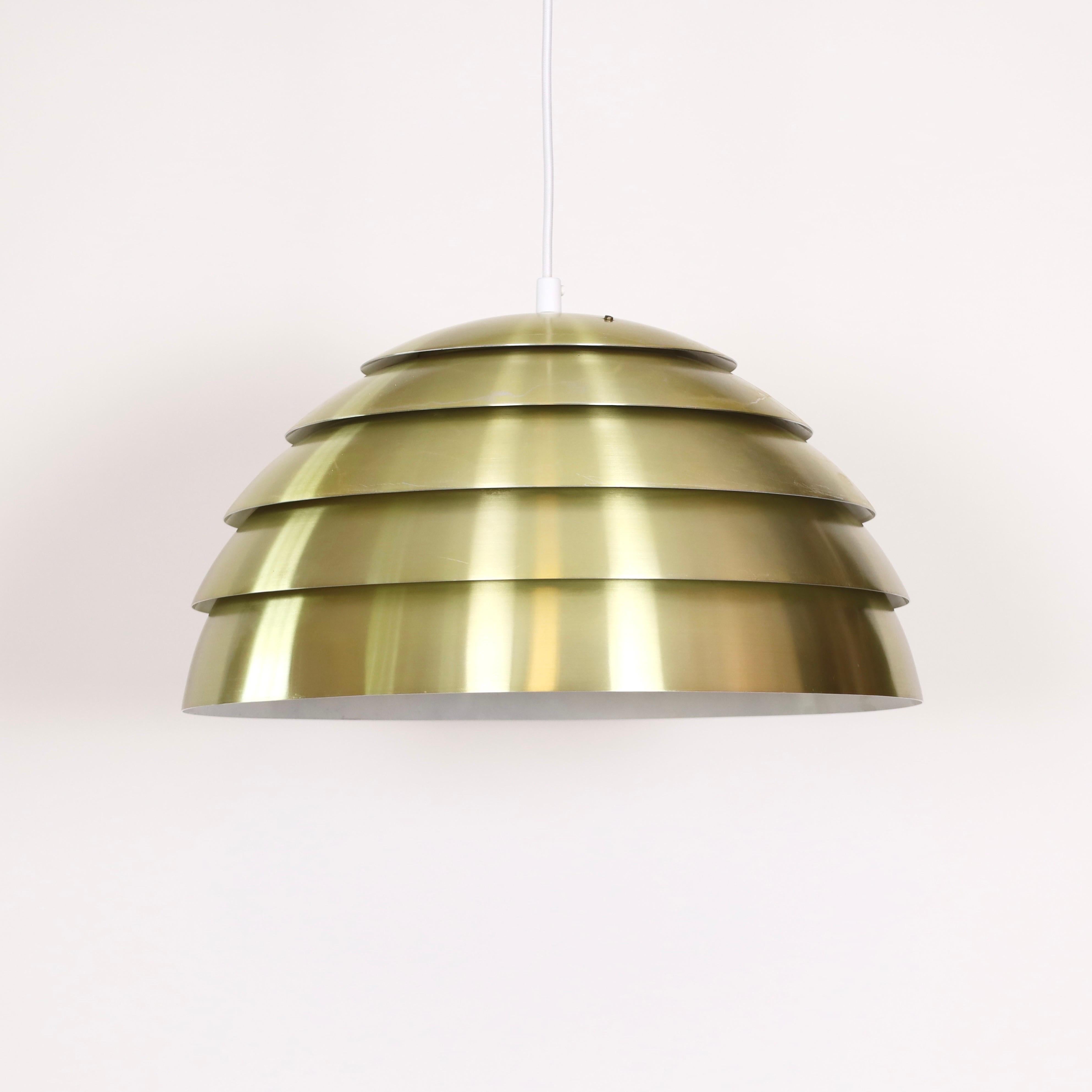 Lampada a sospensione in ottone di Hans-Agne Jakobsson, anni '70, Svezia In condizioni discrete in vendita a Værløse, DK