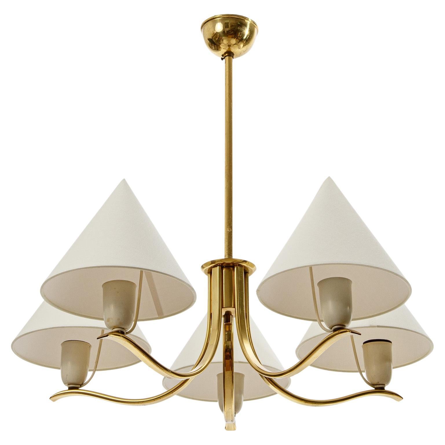 Mid-Century Modern Brass Pendant Light Chandelier by Rupert Nikoll, Conical Cream Shades, 1960s For Sale