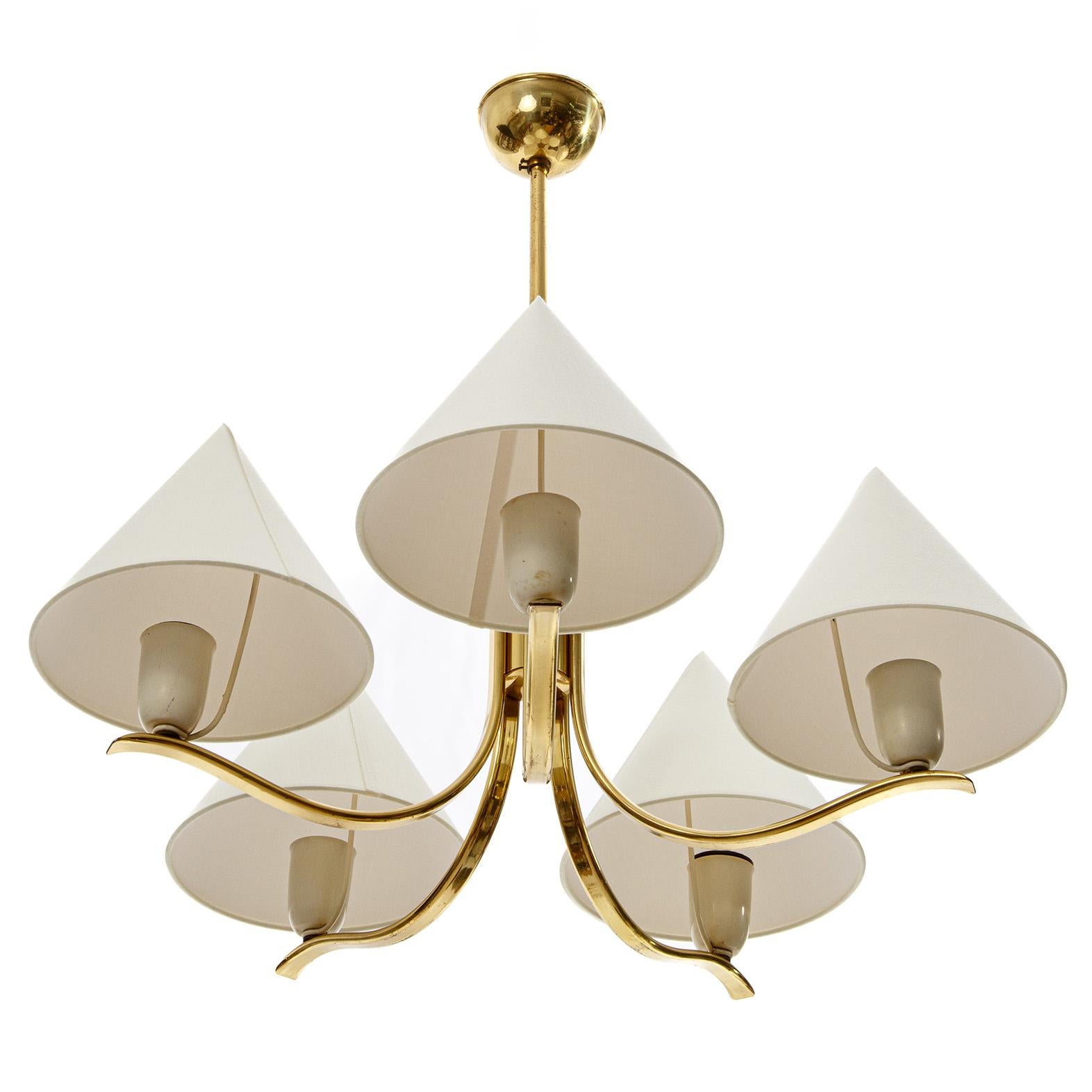 Brass Pendant Light Chandelier by Rupert Nikoll, Conical Cream Shades, 1960s For Sale 2