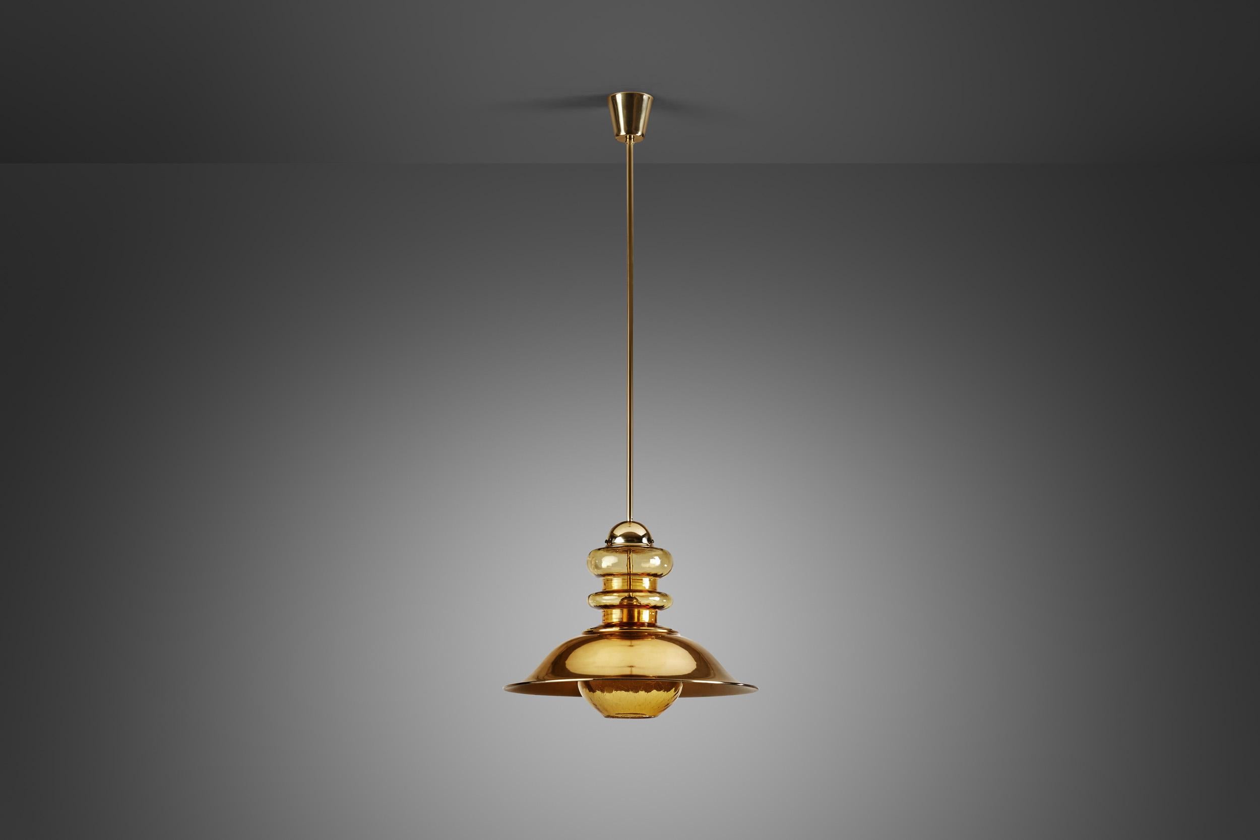 Mid-Century Modern Brass Pendant Light with Patterned Amber Glass, Europe, circa 1960s For Sale
