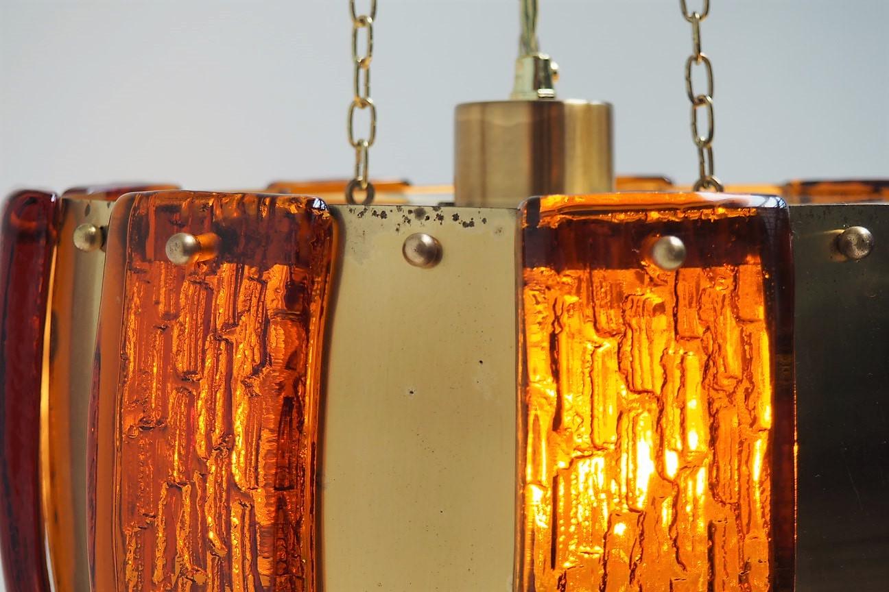 Brass Pendant with Thick Amber Glass Pieces, Danish Midcentury Design, 1960s im Zustand „Gut“ im Angebot in Spoettrup, DK