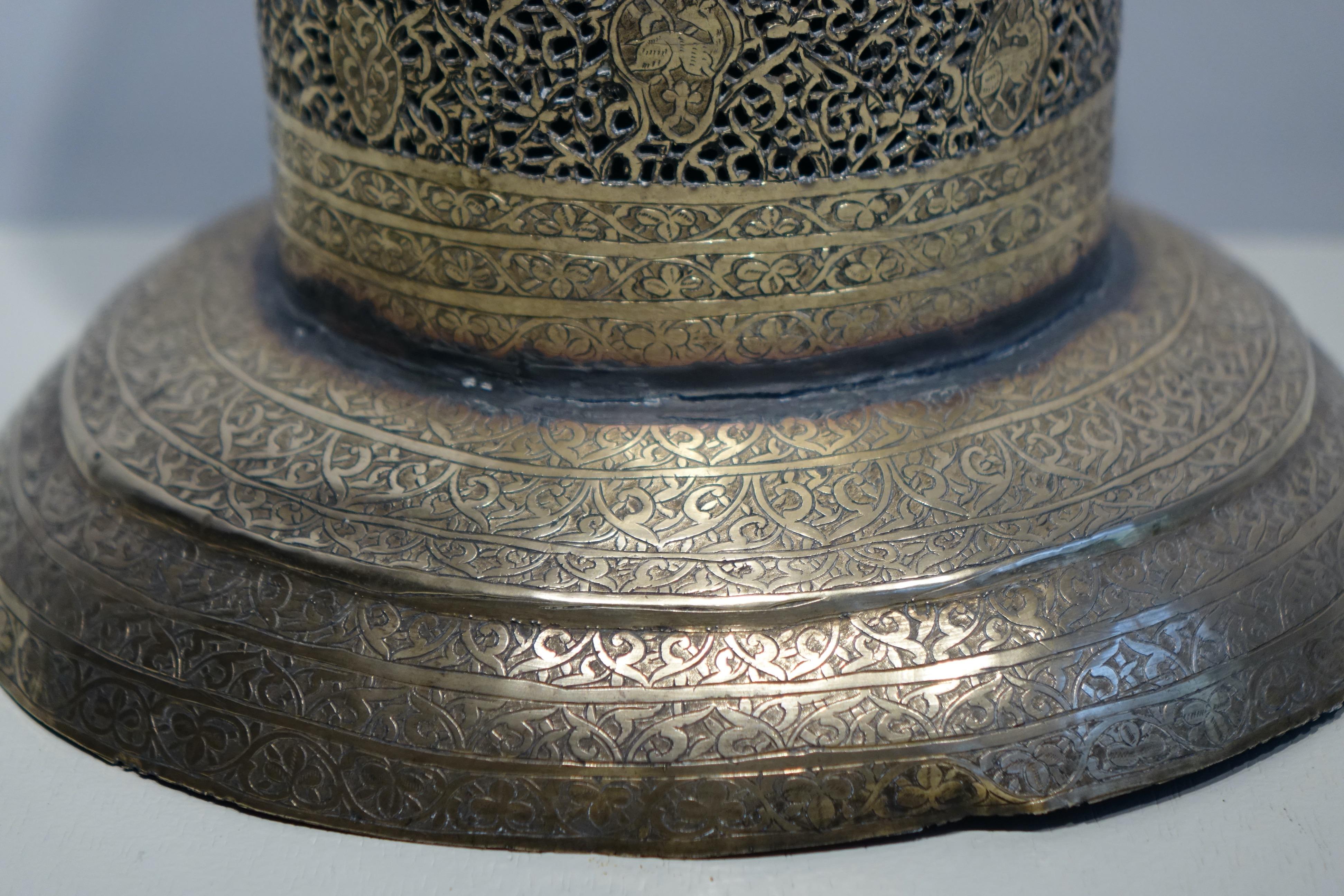 Brass Perfume Burner, Persia 19th century In Good Condition For Sale In PARIS, FR
