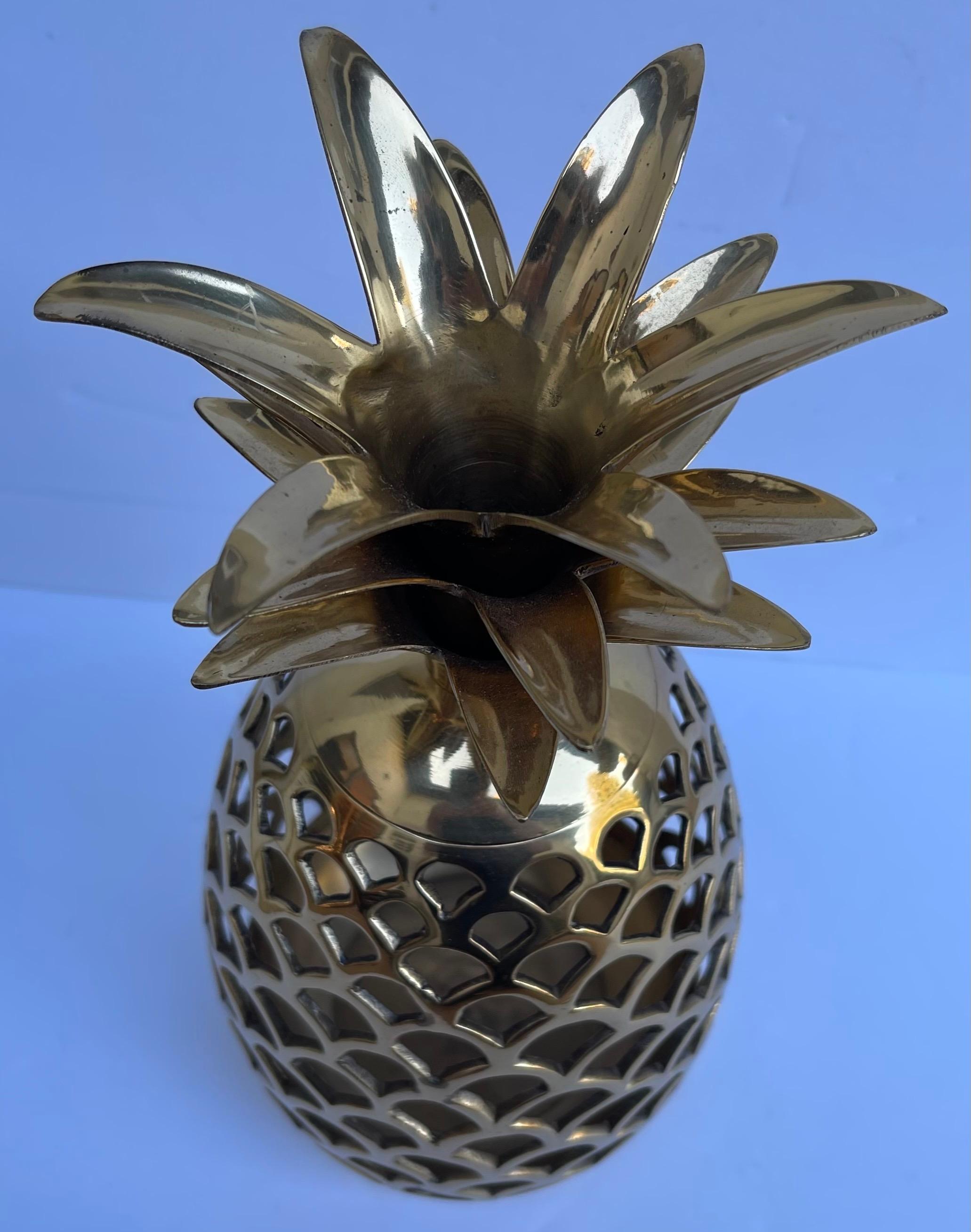 Portacandele ananas in ottone In condizioni buone in vendita a Stamford, CT