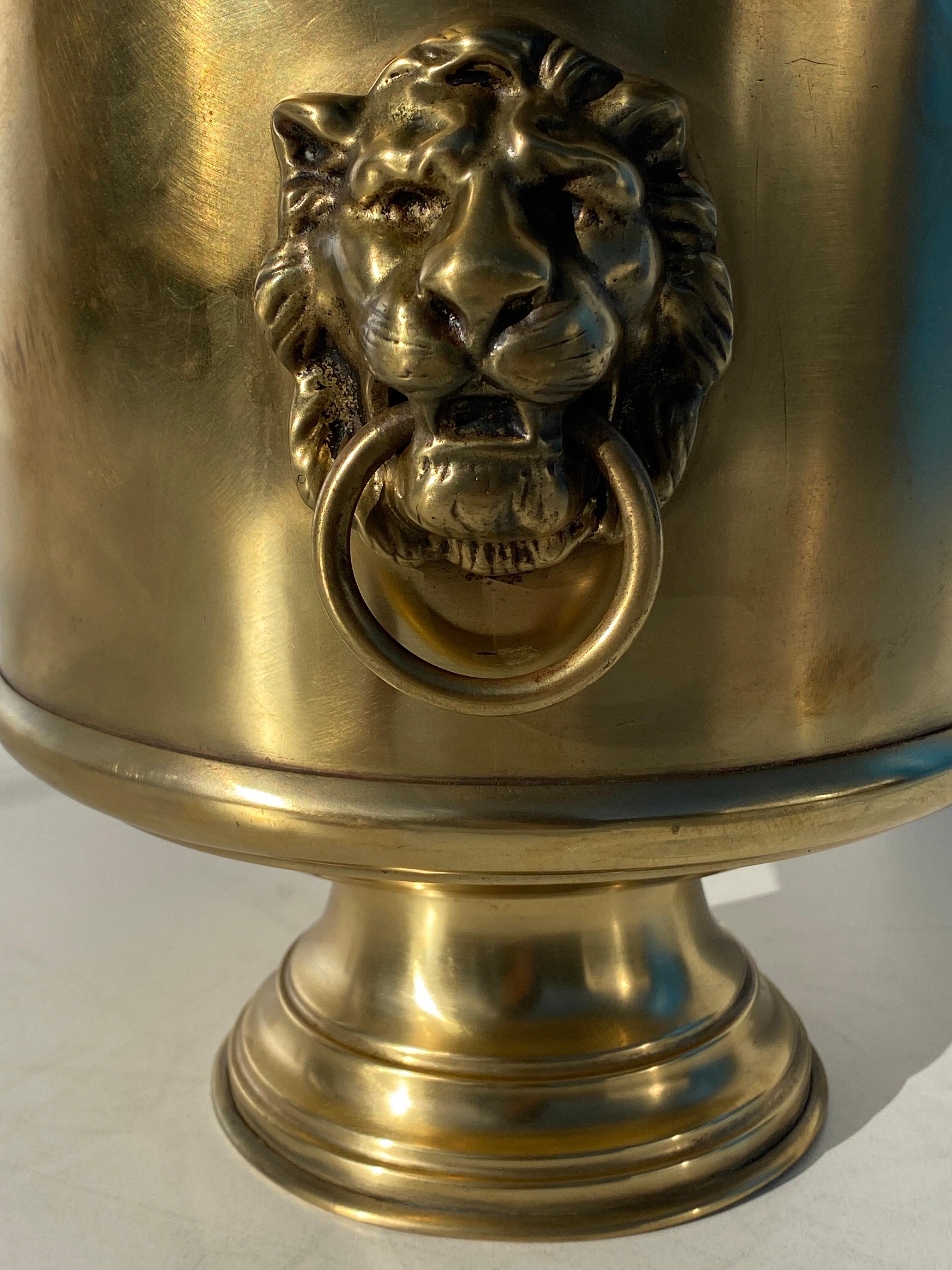 Brass Planter with Lion Morif For Sale 3