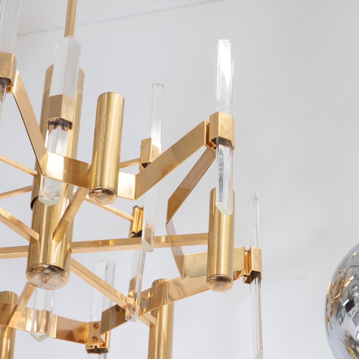 Brass Plated Crystal Prism Chandelier by Sciolari For Sale 2