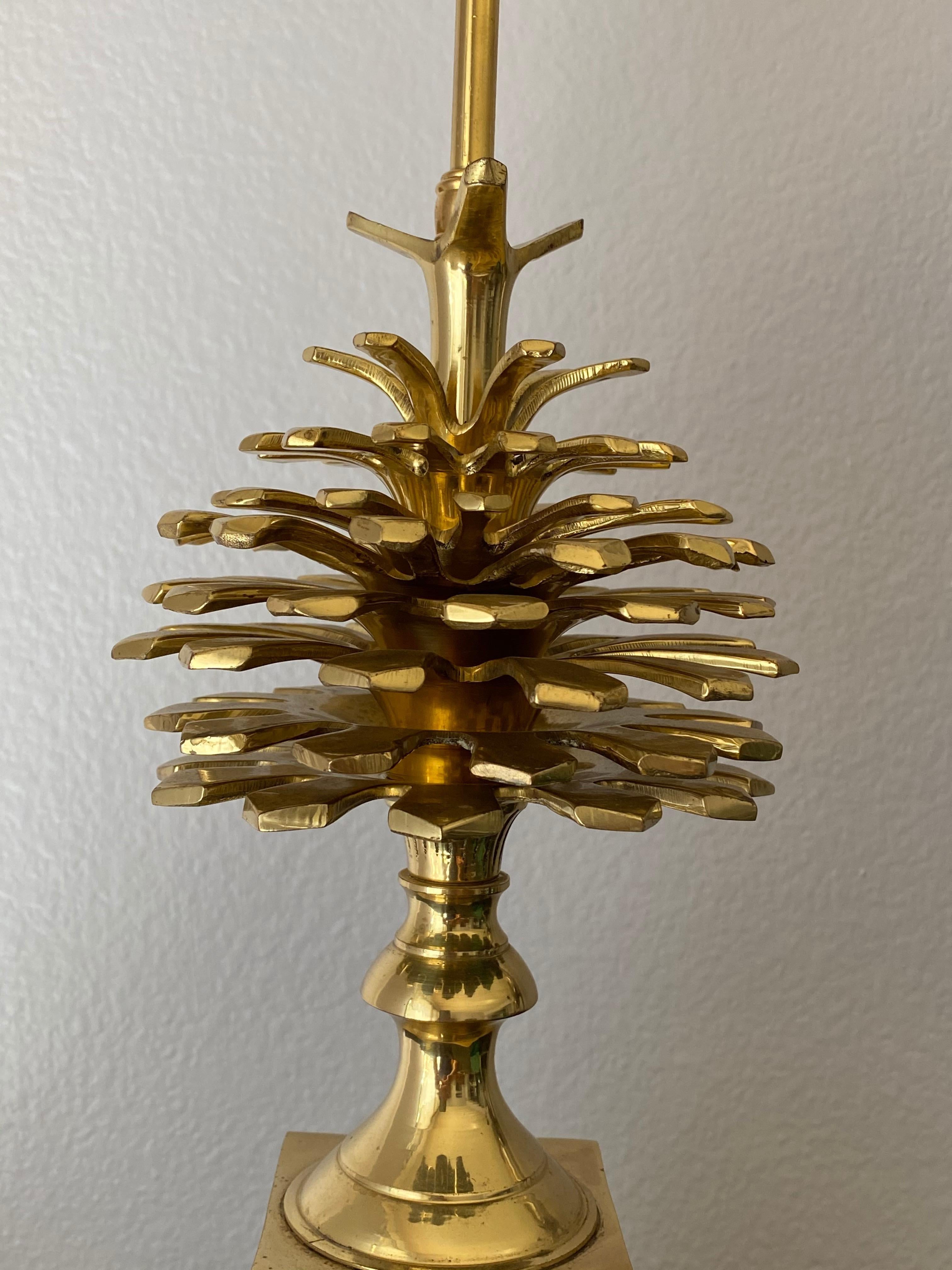 Lampada a pigna 