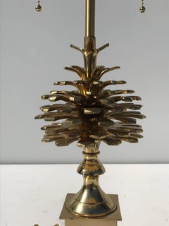 Pommes de Pin" en laiton Lampe