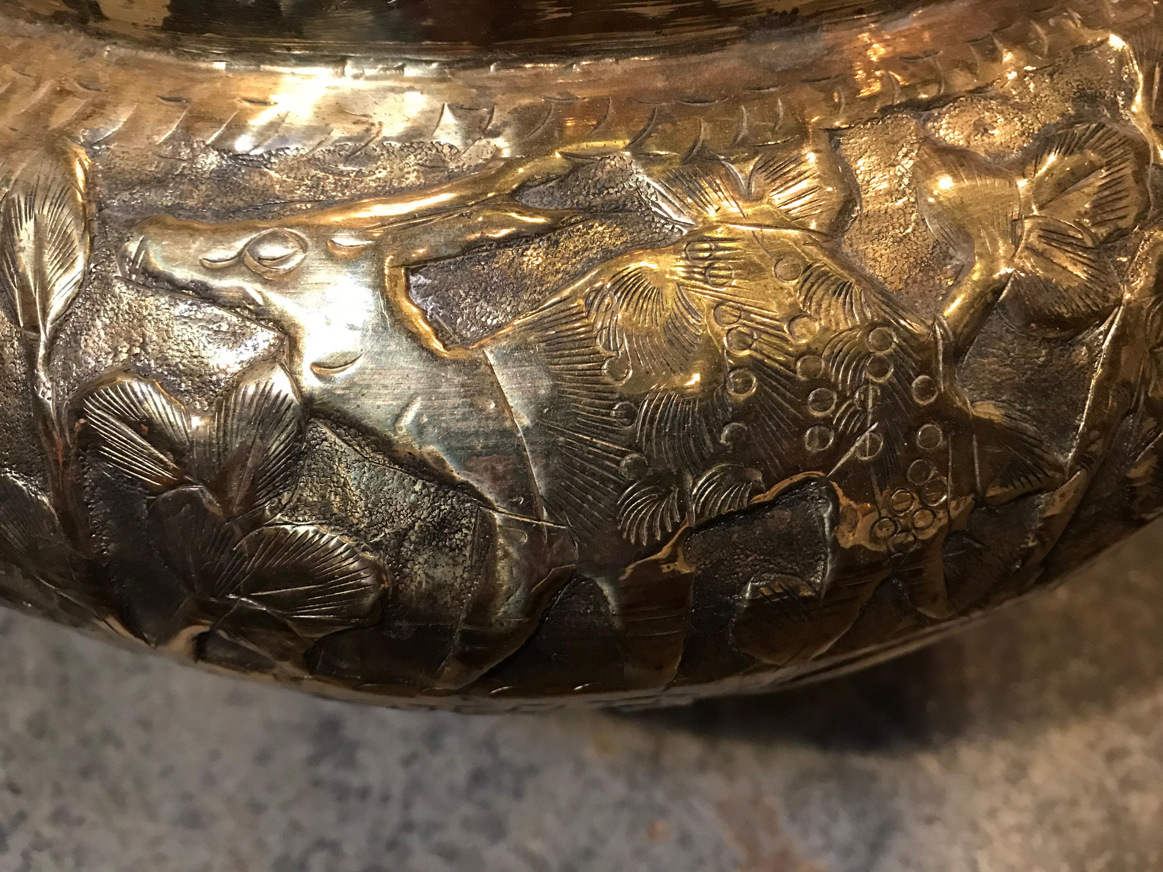 Brass Pot In Good Condition In Dallas, TX