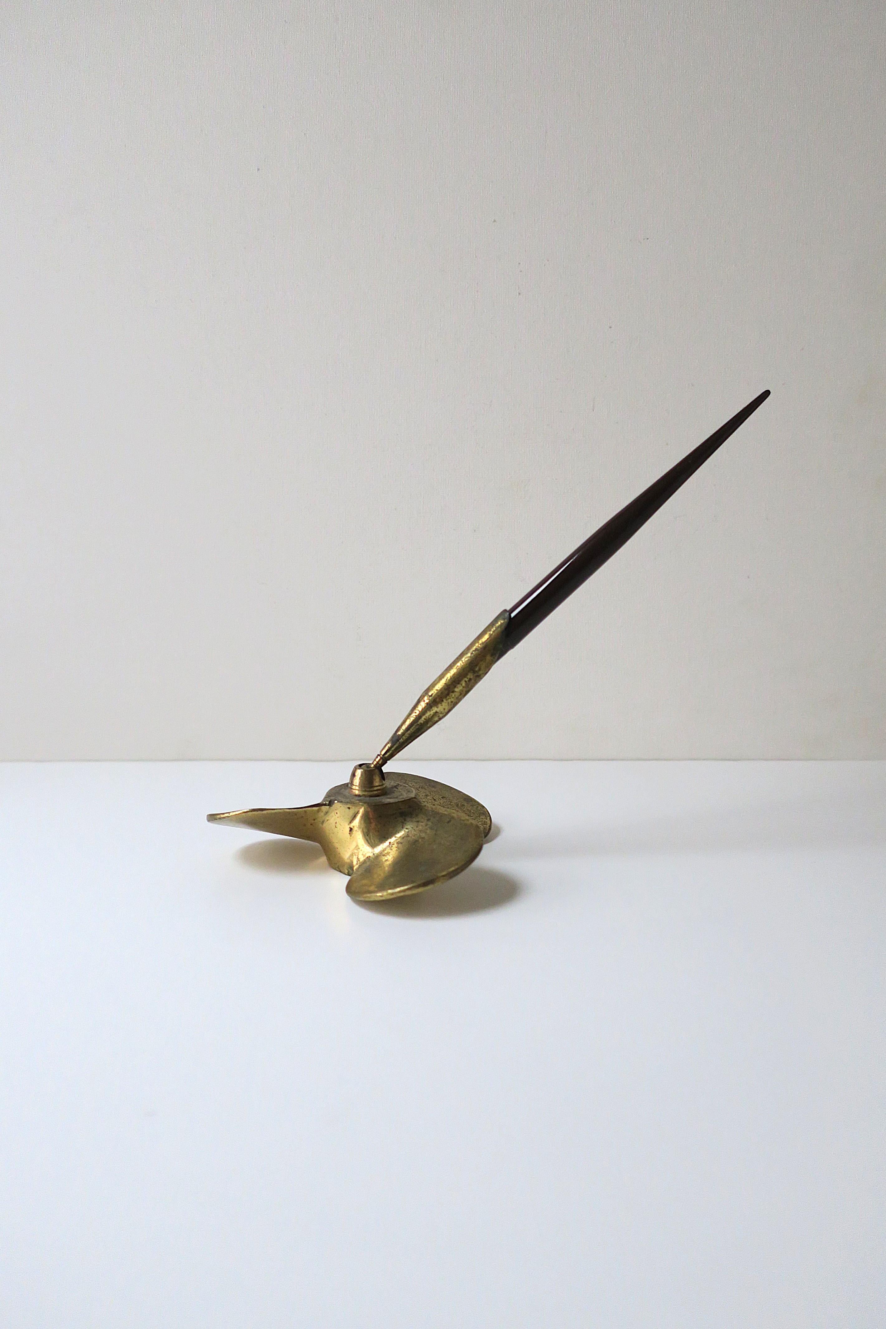 Propeller-Stifthalter aus Messing im Zustand „Gut“ im Angebot in New York, NY