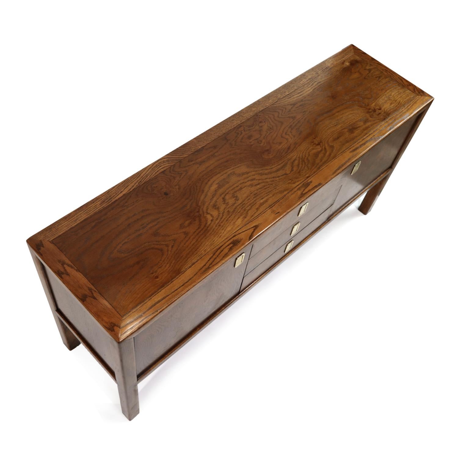 Hollywood Regency Brass Pull Oak Burl Wood Campaign Modern Credenza by Century Furniture, 1970s