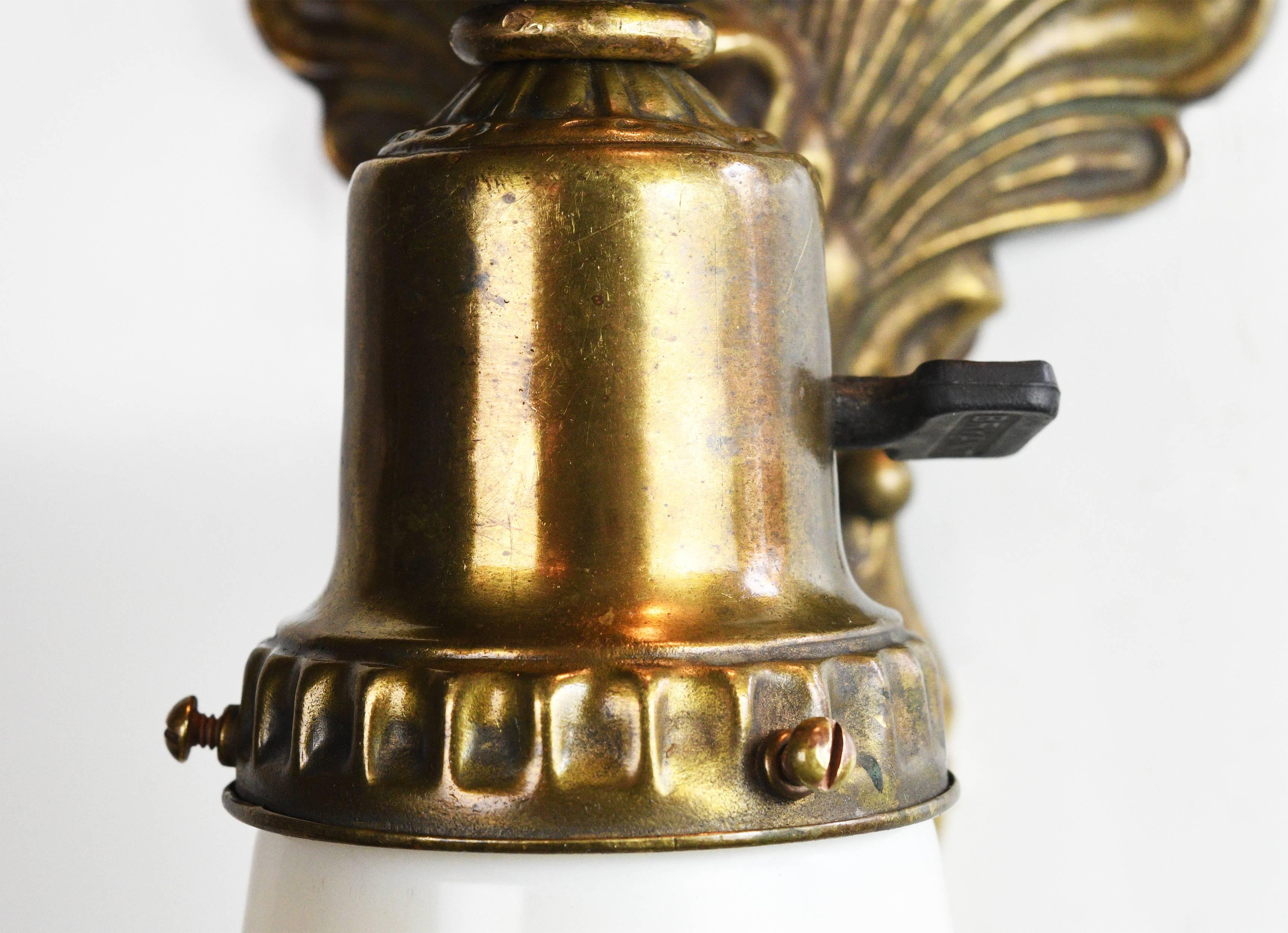 Brass Pullman Train Sconce with Etched Steuben Shade In Excellent Condition In Minneapolis, MN