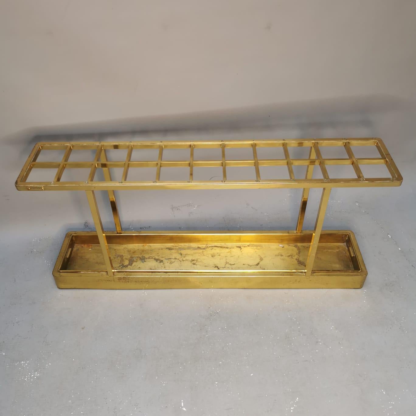 Brass Rack  In Good Condition For Sale In Milano, Lombardia