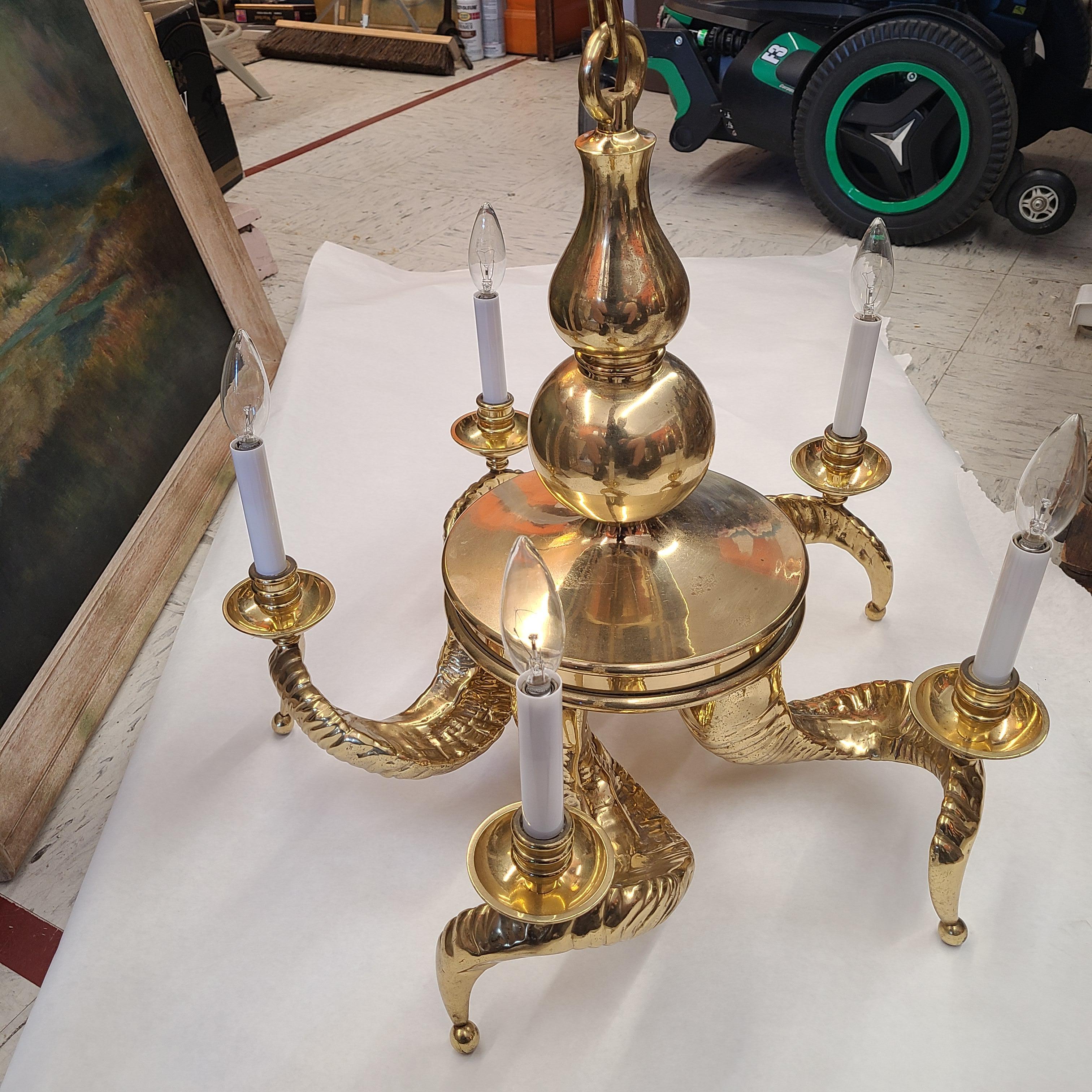 Brass Rams Horn Chandelier by Chapman circa 1960 For Sale 7