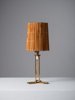 Tischlampe aus Messing und Rattan Model No. 61052 von Mauri Almari für Idman, Finnland, 1950er Jahre